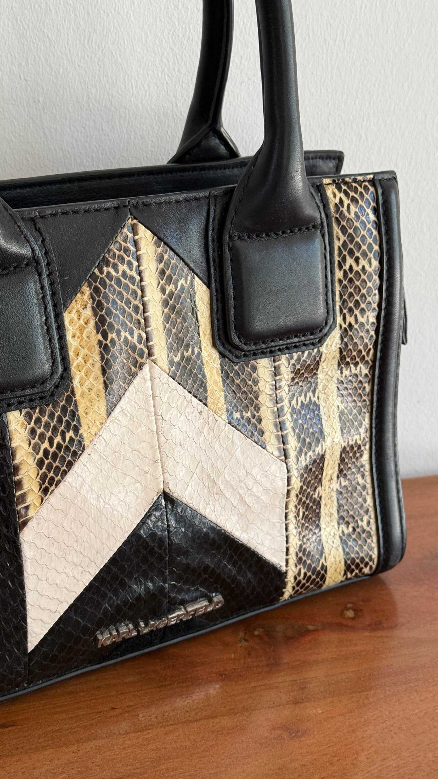 Sac à main Karl Lagerfeld python multicolore petit format image 2