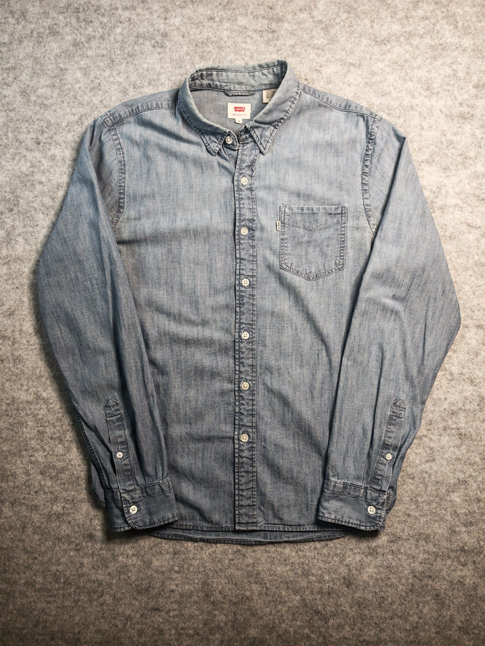 Levi's Denim Shirt Men's Blue Button Pocket Small 1194