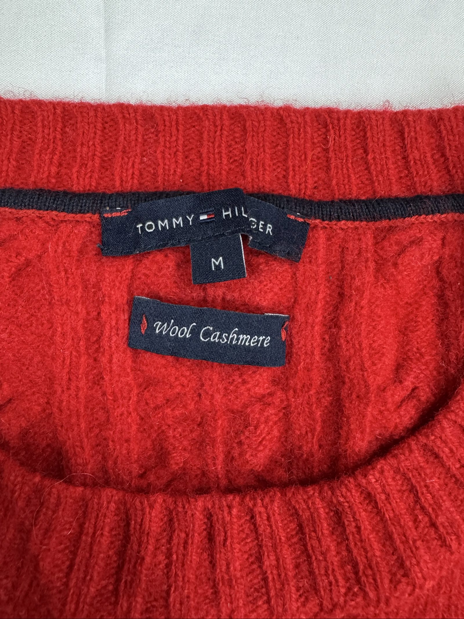 Tommy Hilfiger vintage Women's Red Wool Cashmere Cable Knit Sweater Medium image 3