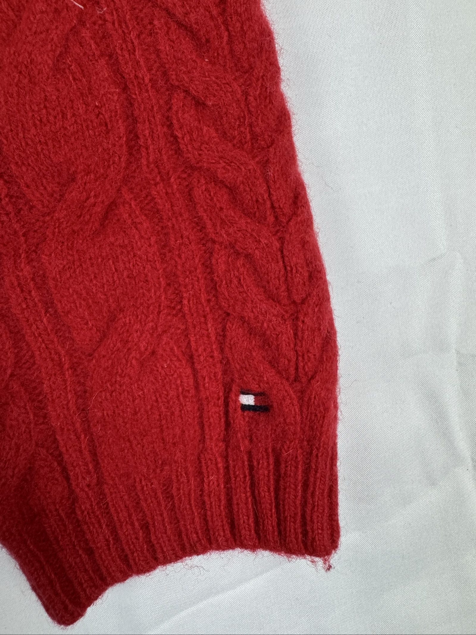 Tommy Hilfiger vintage Women's Red Wool Cashmere Cable Knit Sweater Medium image 4
