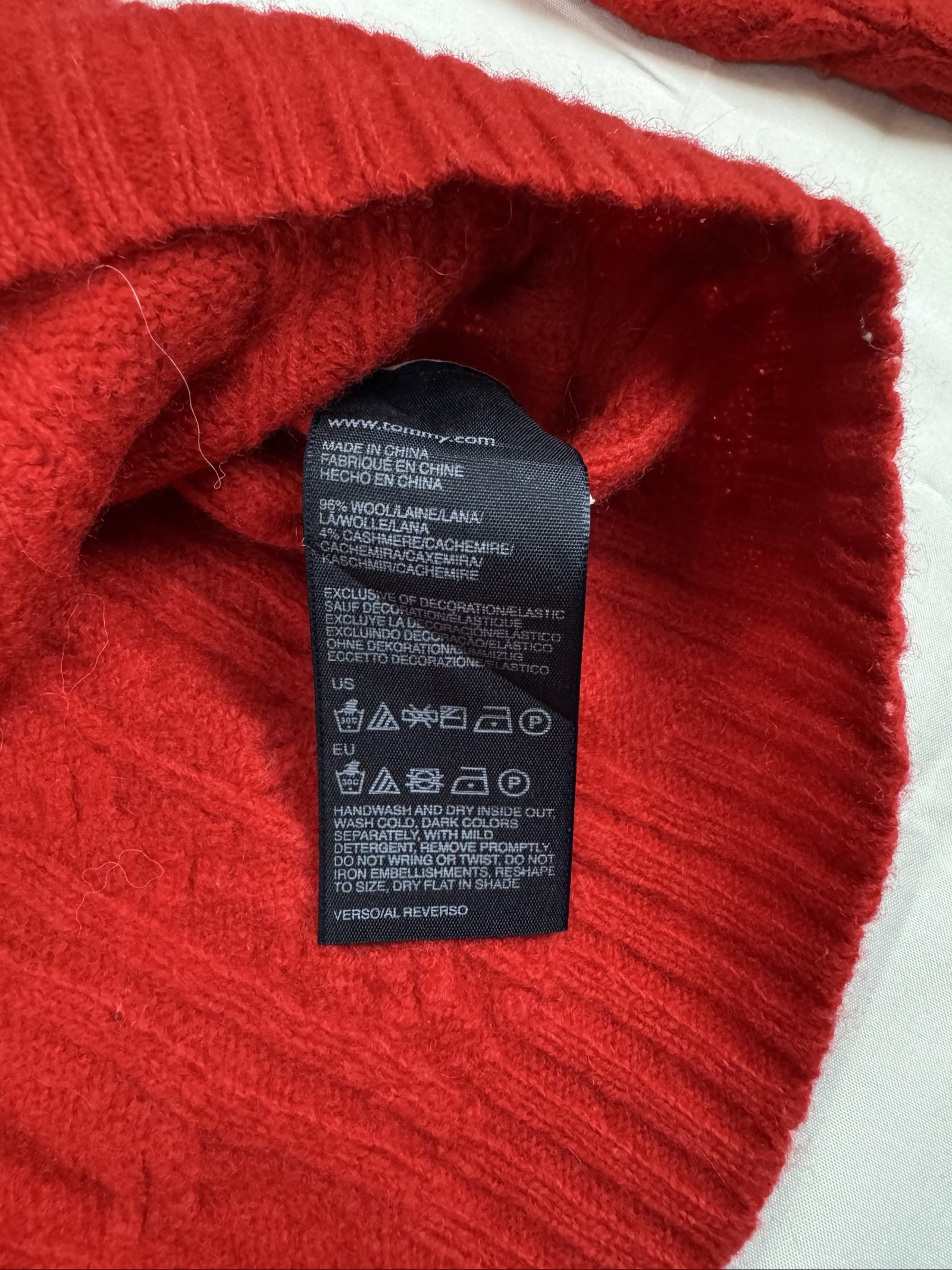 Tommy Hilfiger vintage Women's Red Wool Cashmere Cable Knit Sweater Medium image 7