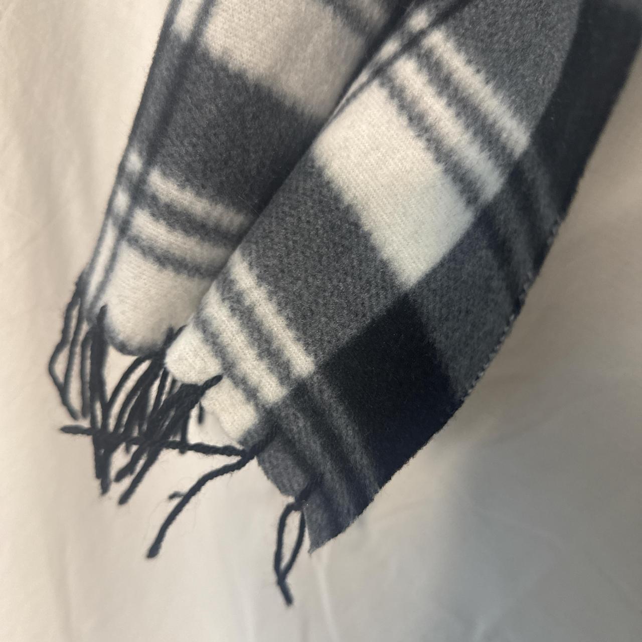 Women's Scarf-wrap image 2