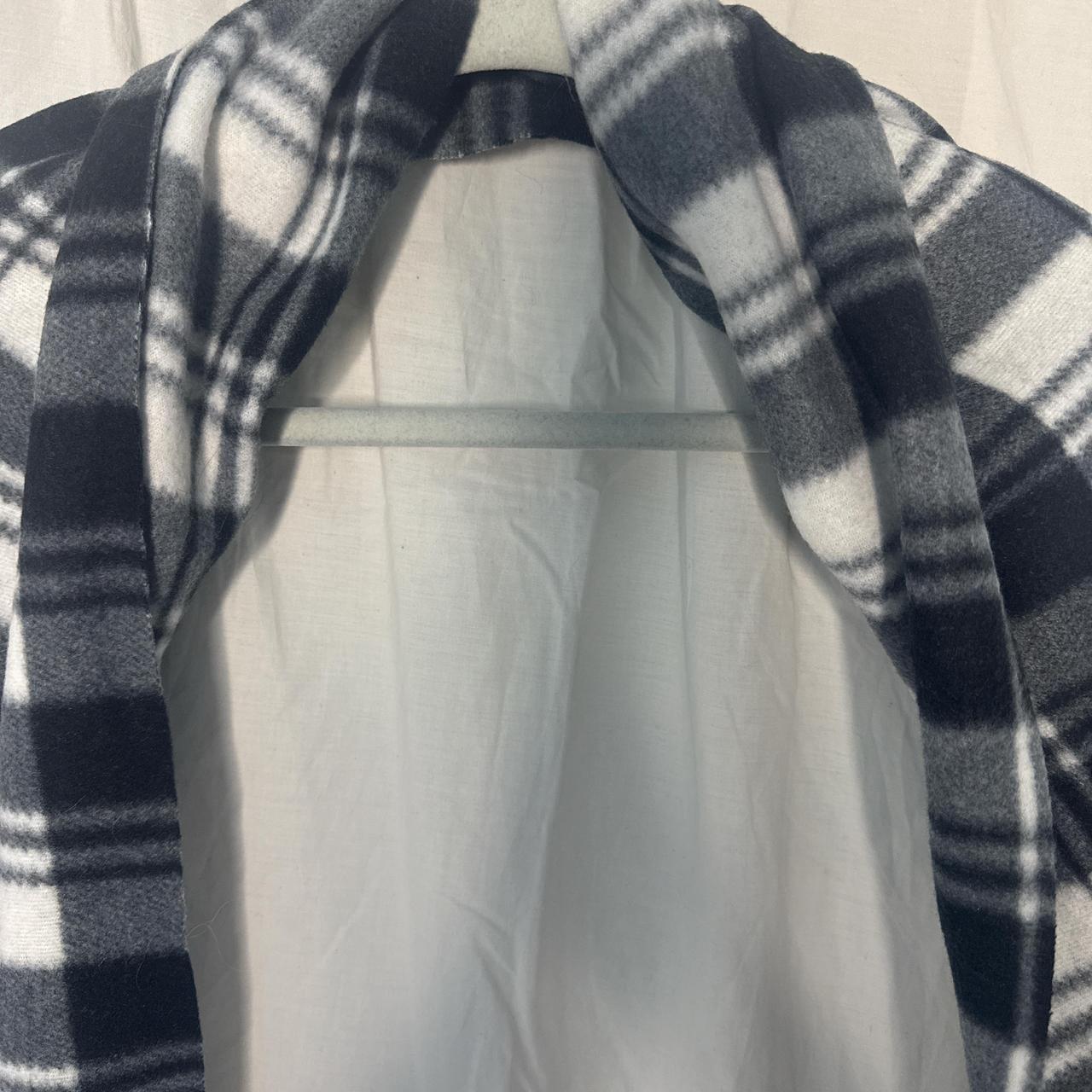 Women's Scarf-wrap image 3