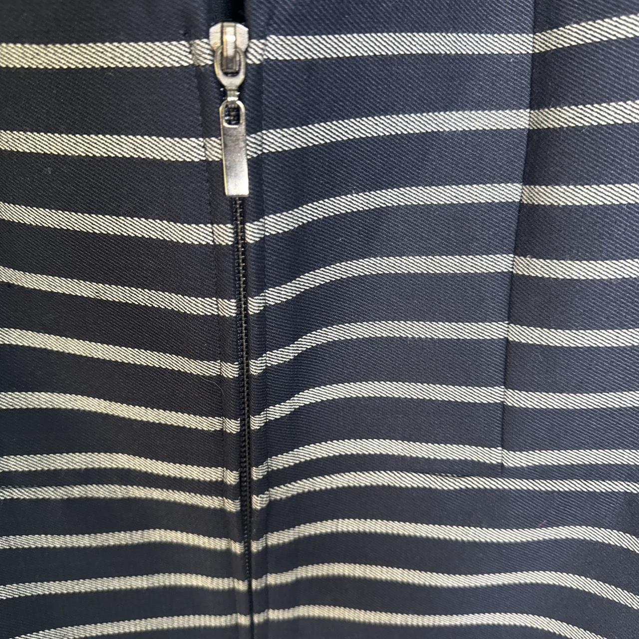 Viyella navy and white striped blazer Size 14 image 4