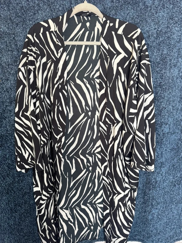 New Look Curves Zebra Print Kimono Duster Jacket Large Black White Cover Up