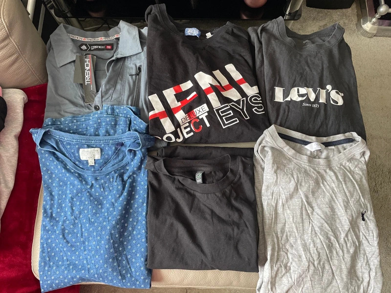 Men’s T-shirt bundle x 6 mixed sizes