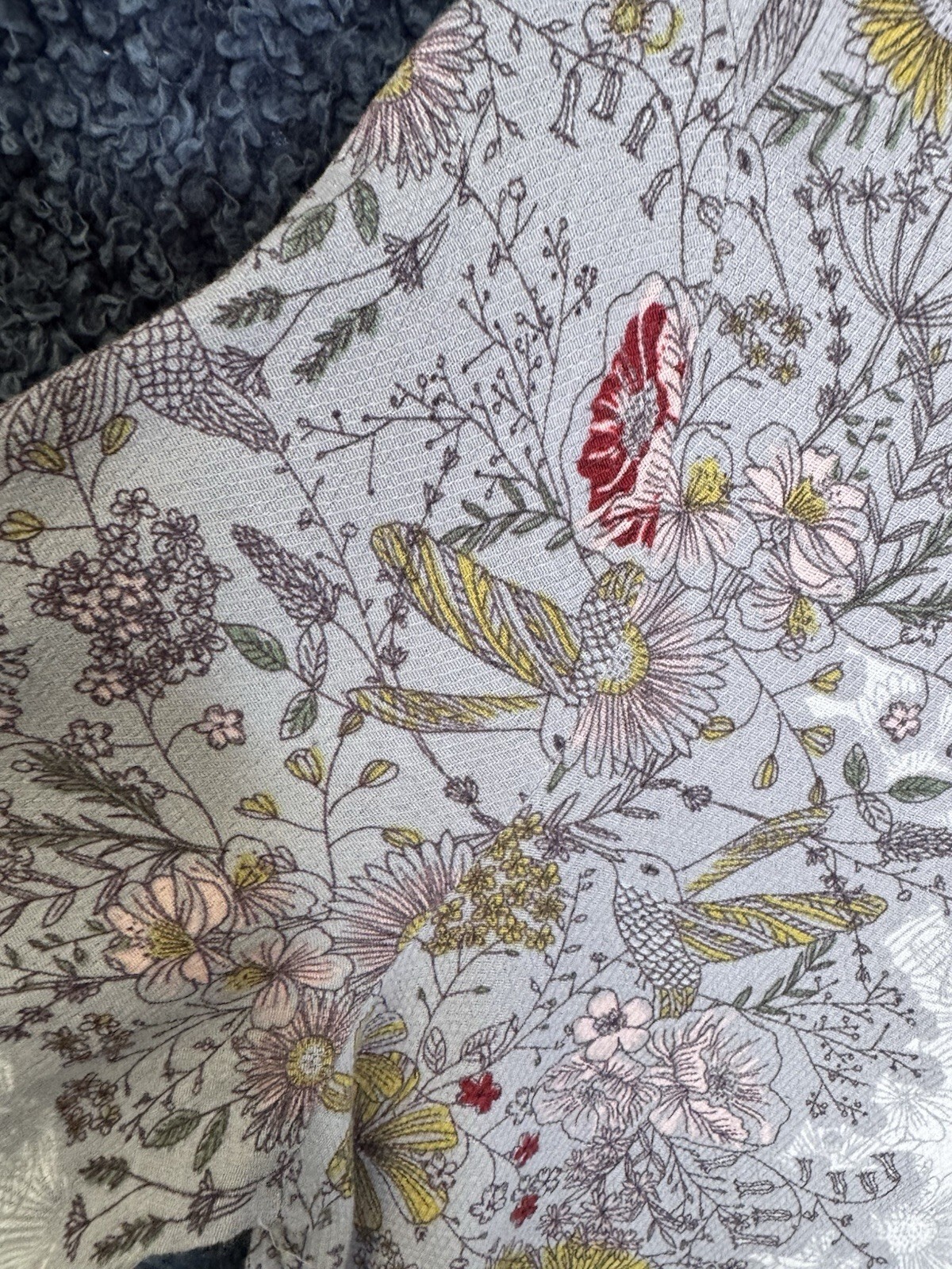 White Stuff Size 10 Floral Hummingbird Blouse White Peter Pan Collar Viscose image 6