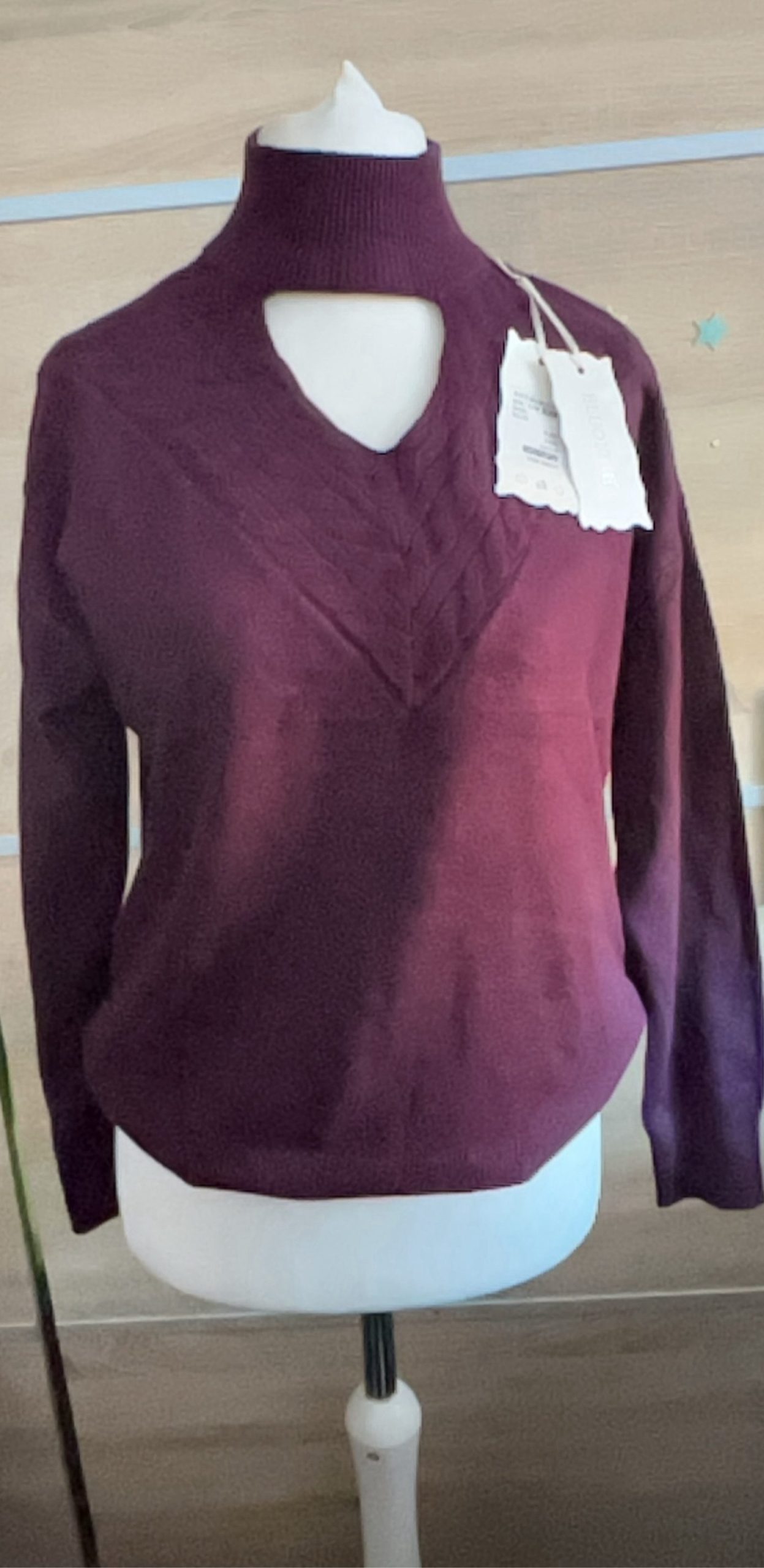 Filodoro Women's Burgundy Cable Knit Turtleneck Jumper Medium