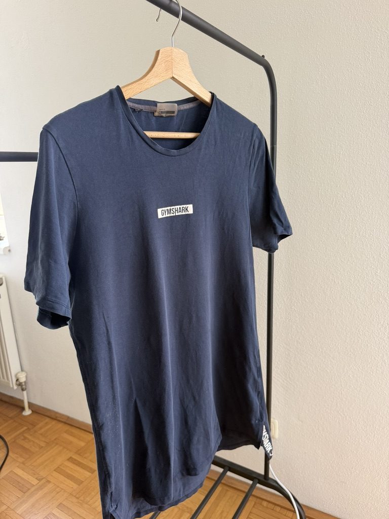 Gymshark Navy Blue Men's T-Shirt Medium