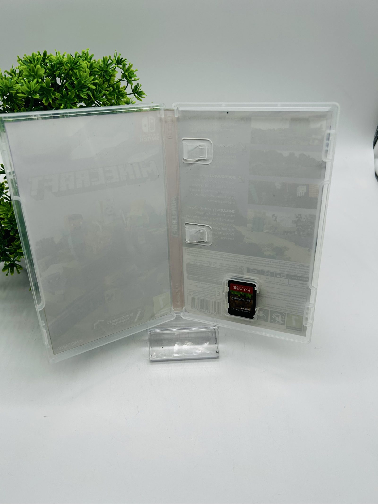 Minecraft Nintendo Switch Game Cartridge image 2