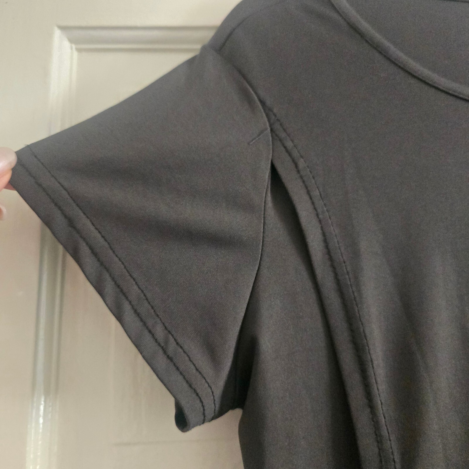 Dark Grey Short Sleeve Casual Top with Pockets, Size M image 6