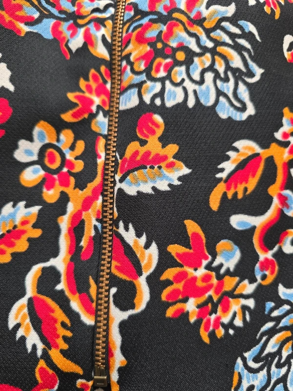 Zara Black Floral miniskirt, gold zipper, size M image 5