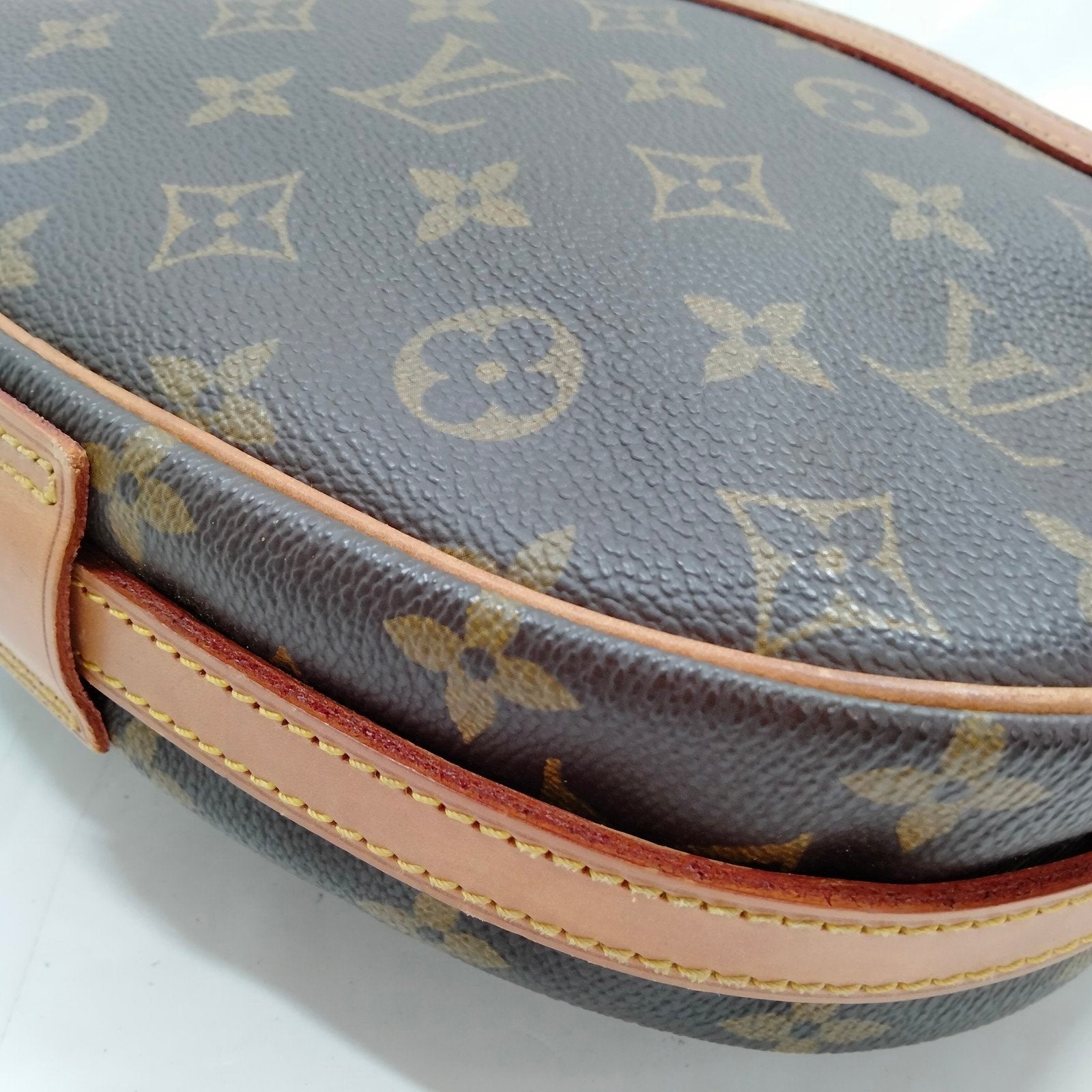 Louis Vuitton Jeune Fille MM Monogram Shoulder Bag – Brown image 6