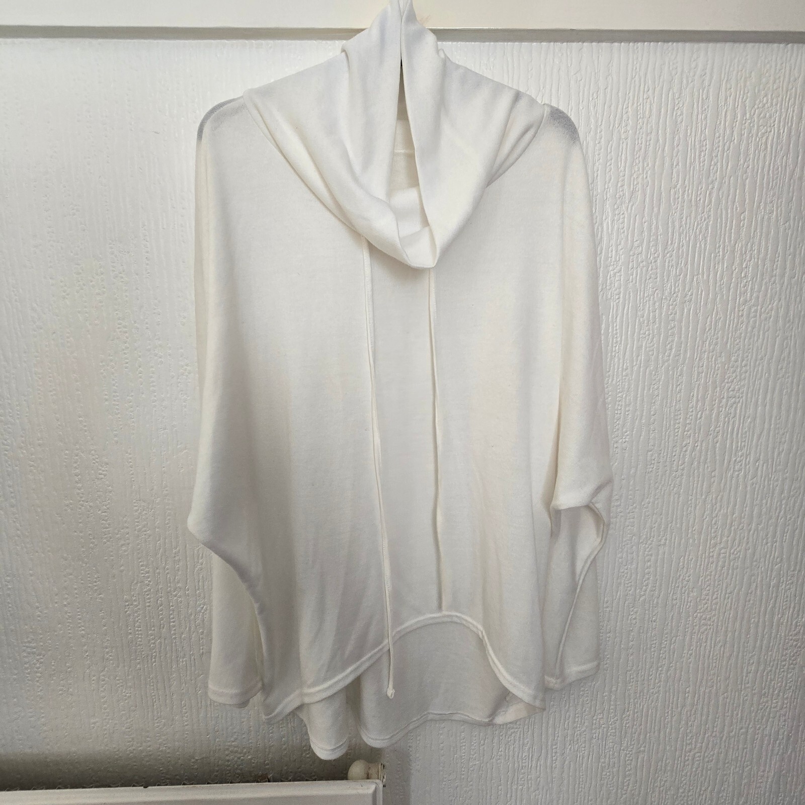 White Lightweight Hooded Pullover Sweatshirt, Size Small