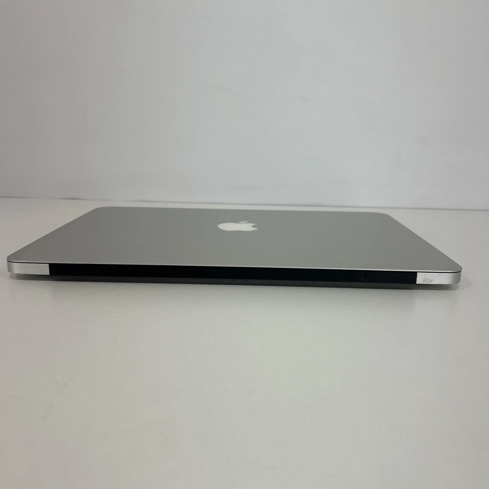 Apple MacBook Air Silver Laptop image 7