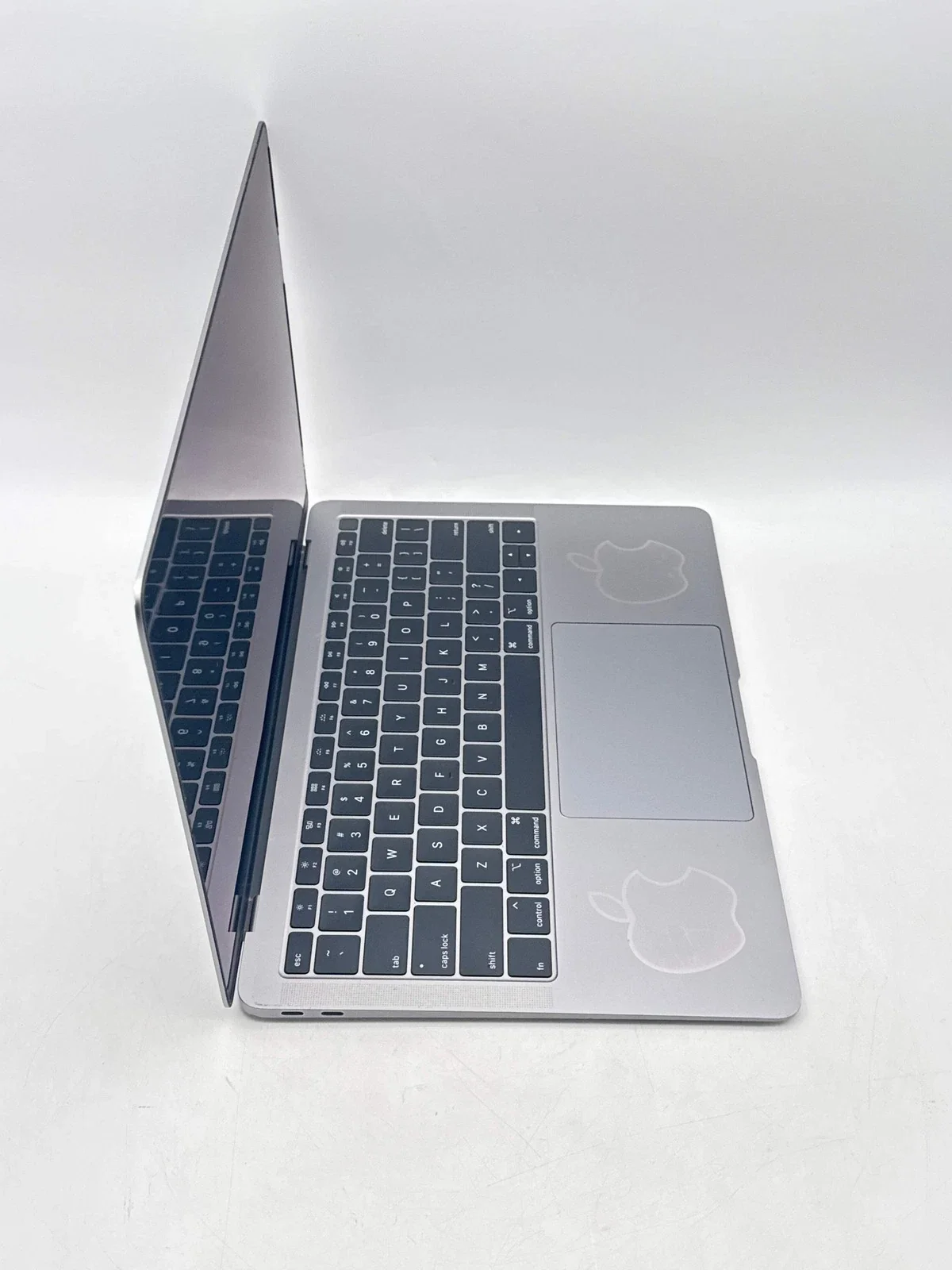Apple MacBook Air Silver 13.3 inch Intel i5 8GB RAM 256GB SSD image 9