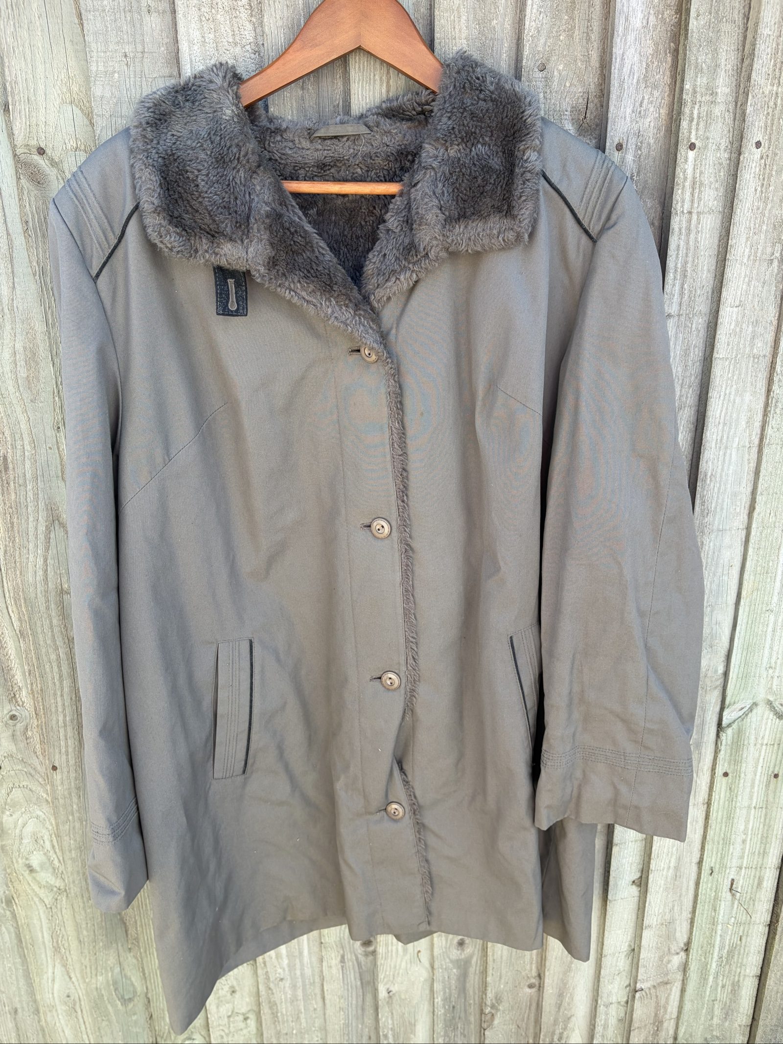 Dannimac women’s Grey Faux Fur Collar Coat Medium Polyester Cotton
