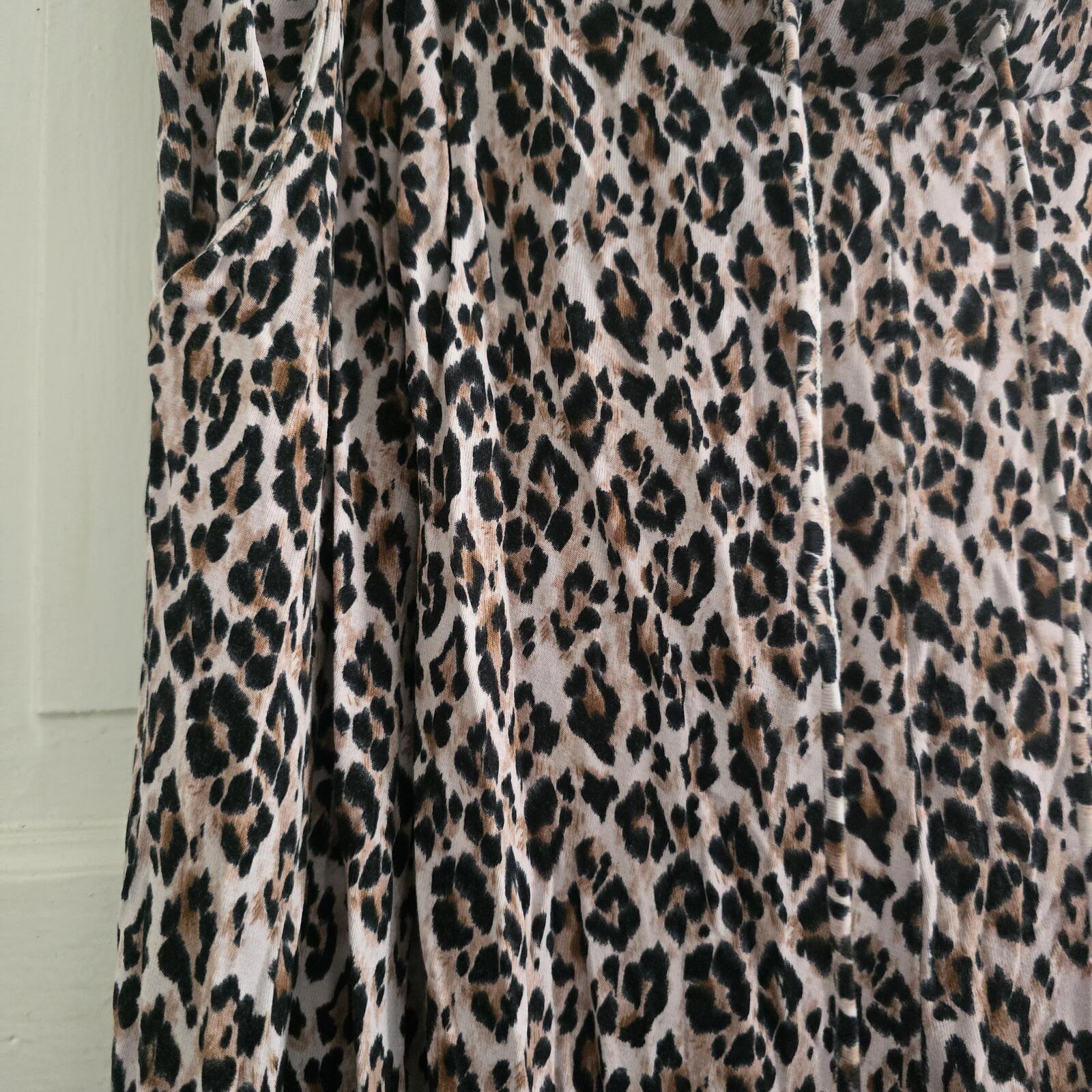 Leopard Print Stretchy Leggings image 6