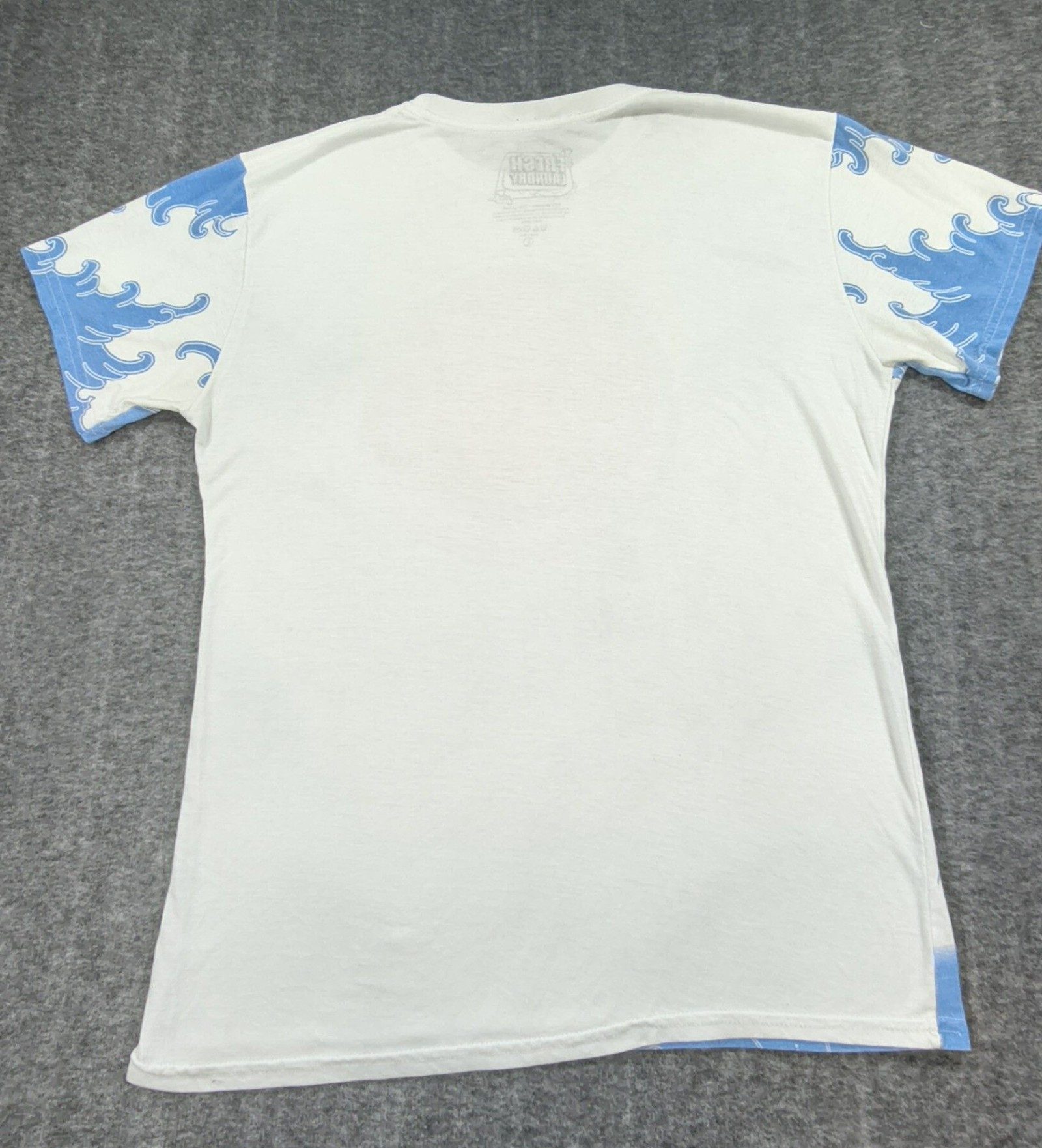 Fresh Laundry White, Blue & Red Men's Graphic T-Shirt Lrg AOP Japan Koi Kanagawa image 8