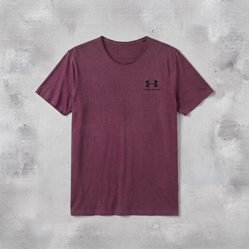 Under Armour Loose Fit Crew Neck Burgundy T-Shirt Size Small, Sports, Gym, Activewear, Workout