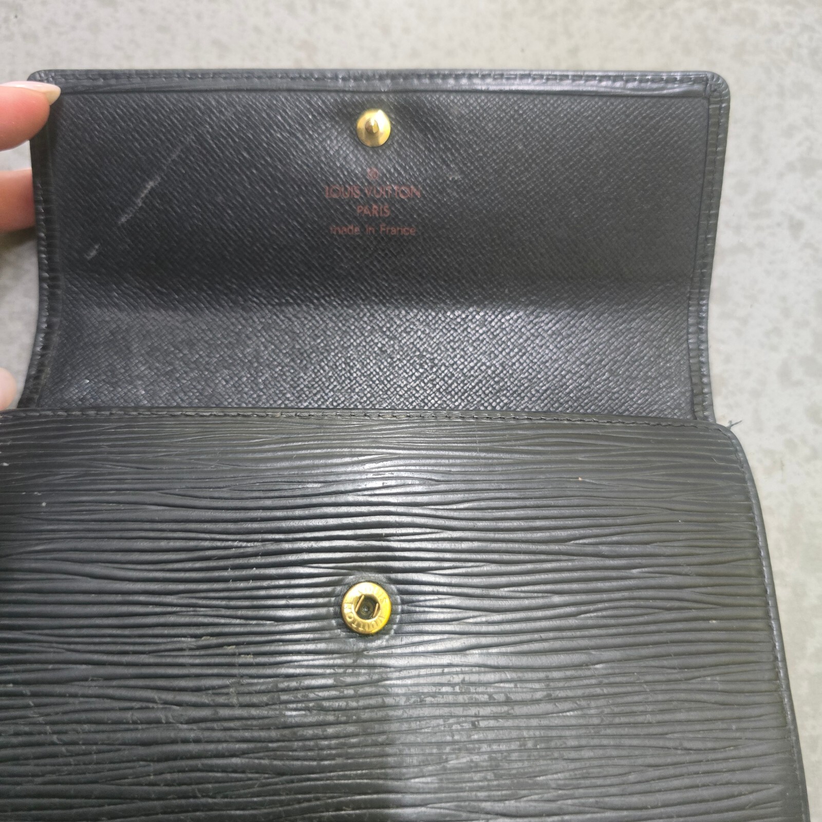 Louis Vuitton Black Epi Leather Long Wallet, Unisex, Designer, Luxury image 3