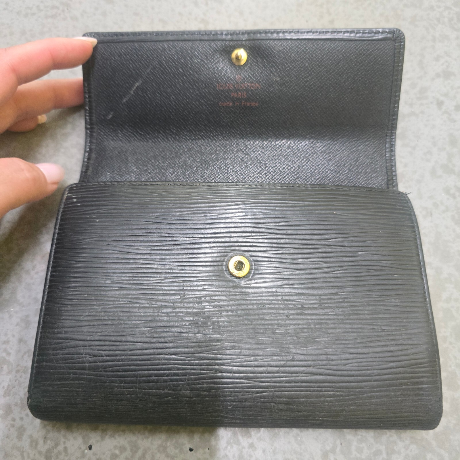 Louis Vuitton Black Epi Leather Long Wallet, Unisex, Designer, Luxury image 6