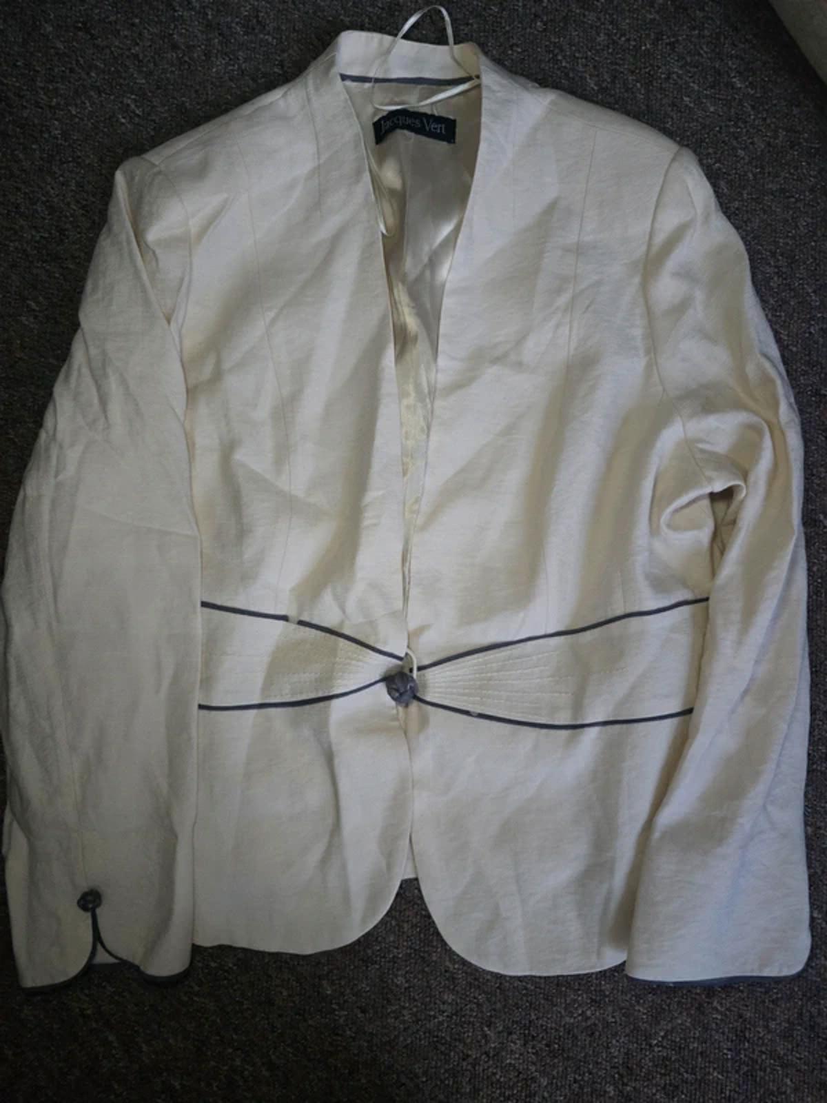 Jacques Vert beige single breasted blazer jacket occassionwear, smart, size 16 image 3