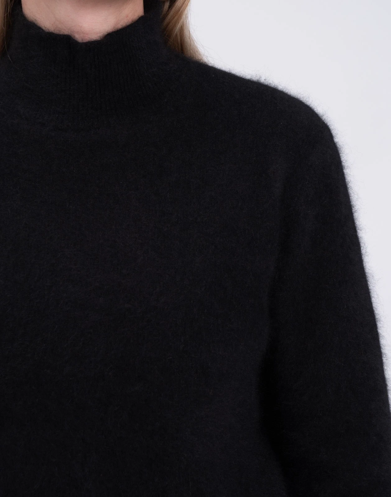 New Majestic Filatures Black Turtleneck Sweater Size L image 9