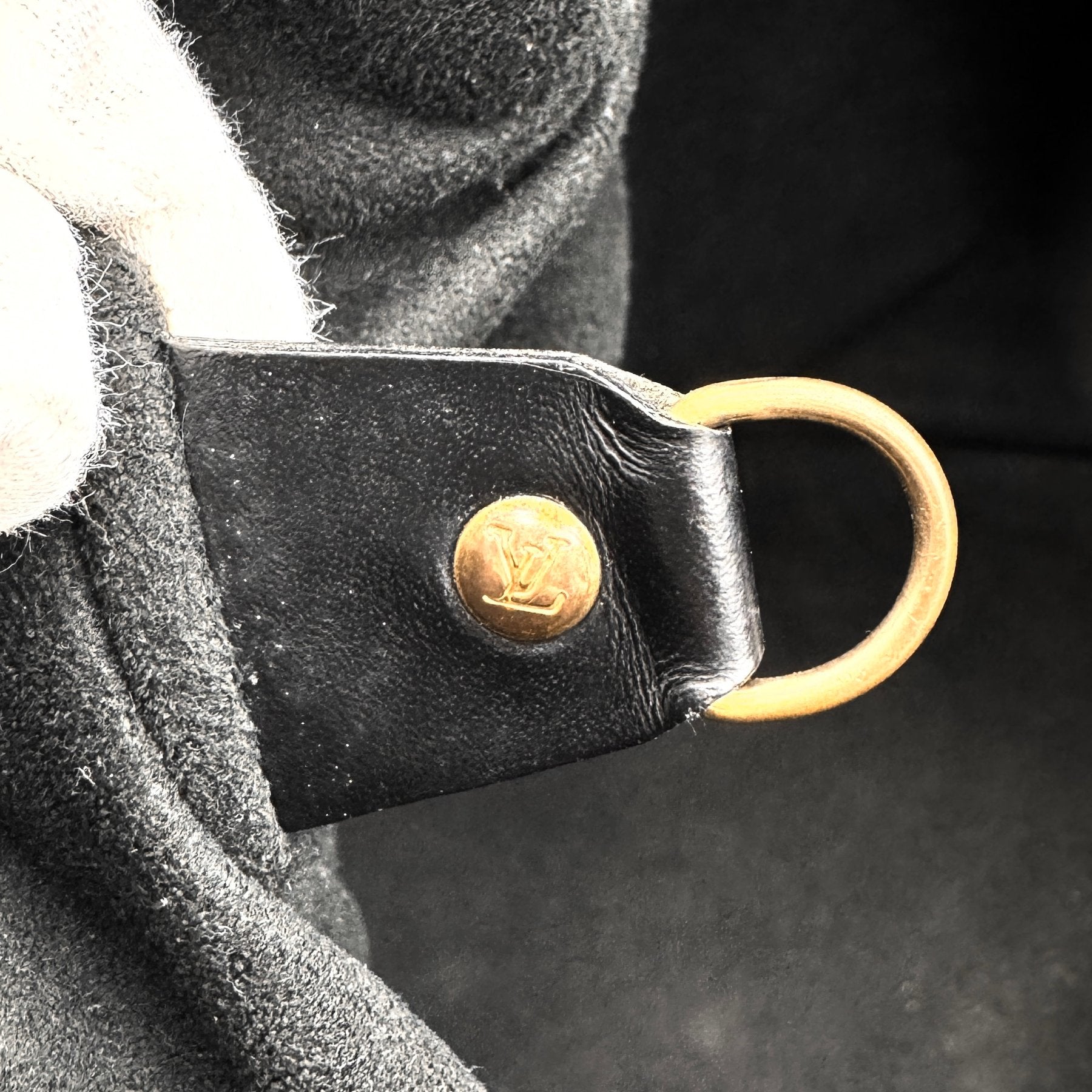 Louis Vuitton Petit Noé Black Epi Leather Shoulder Bag image 9