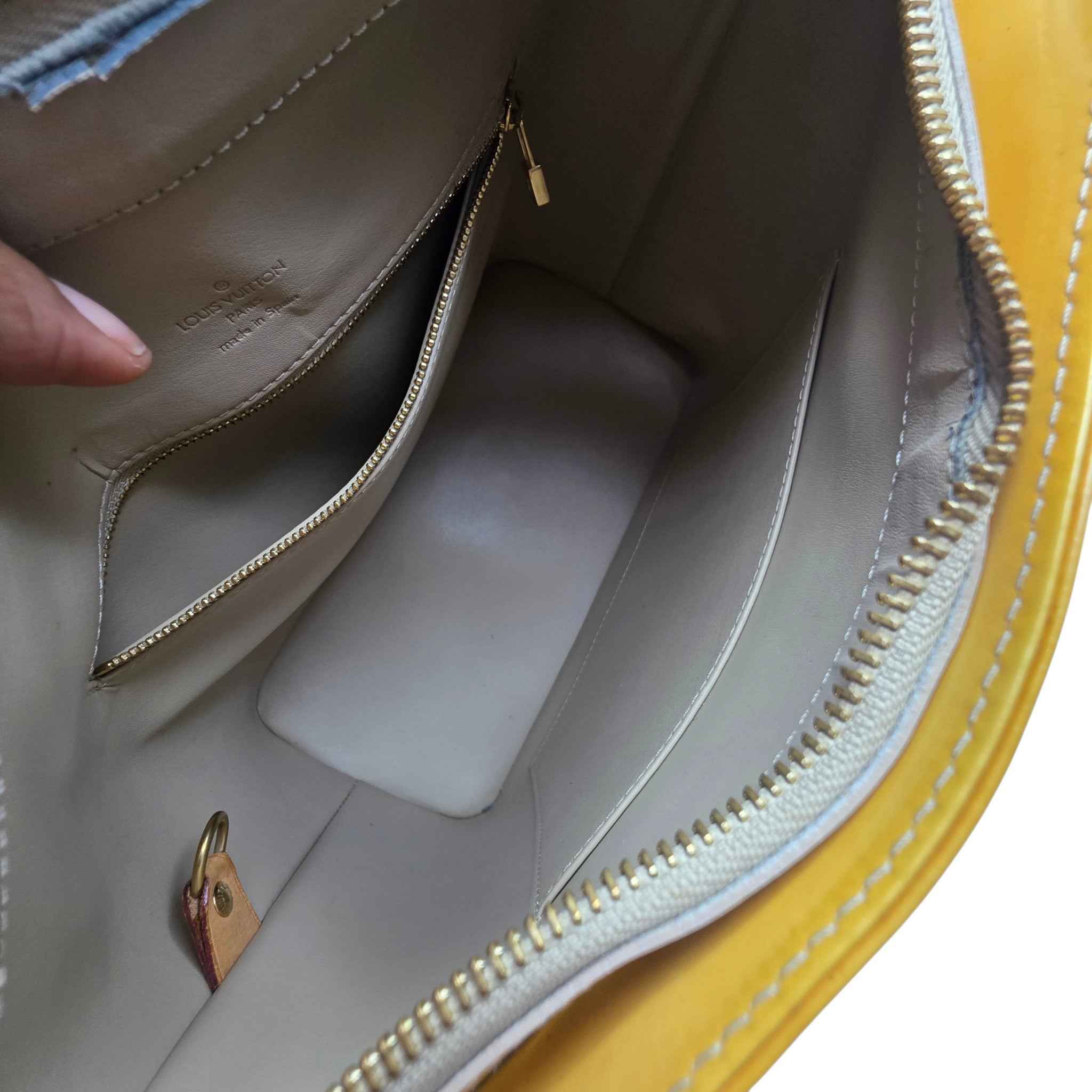 Louis Vuitton Yellow Houston Monogram Vernis Leather Tote Bag image 2