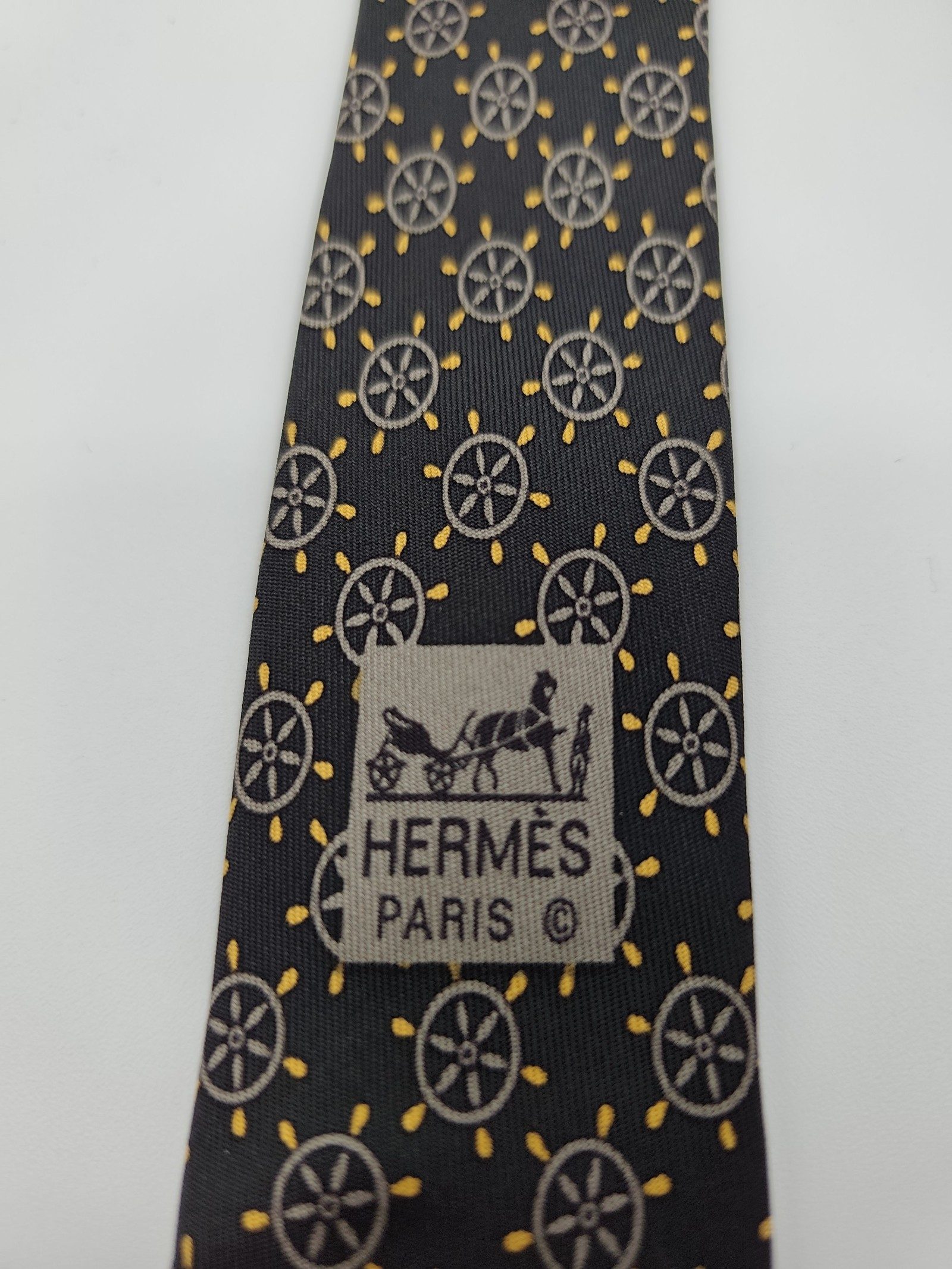 Hermes Black & Yellow Silk Patterned Tie image 4