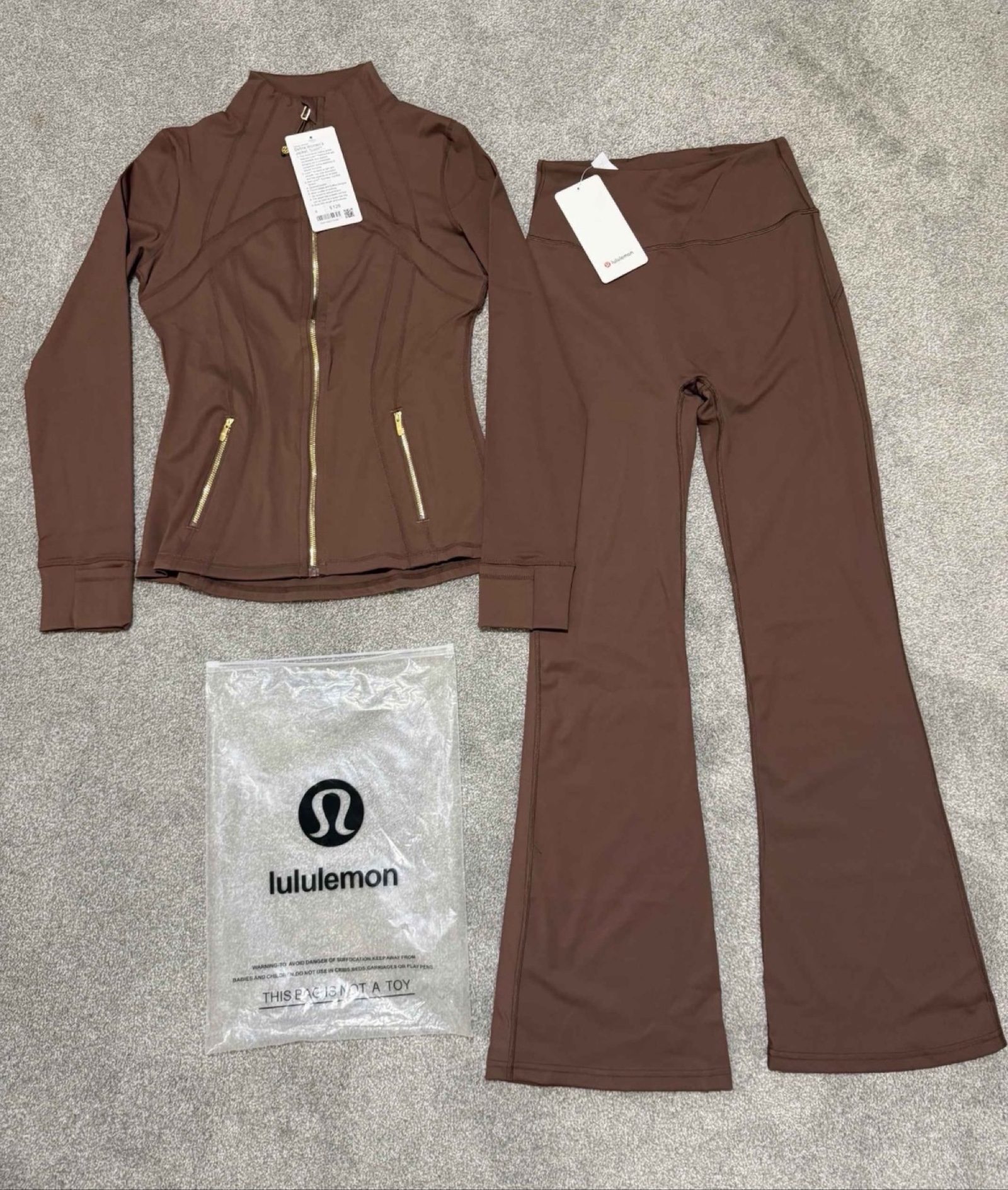 Lululemon Women's Black Zip Jacket & Leggings Set Size 6 image 3