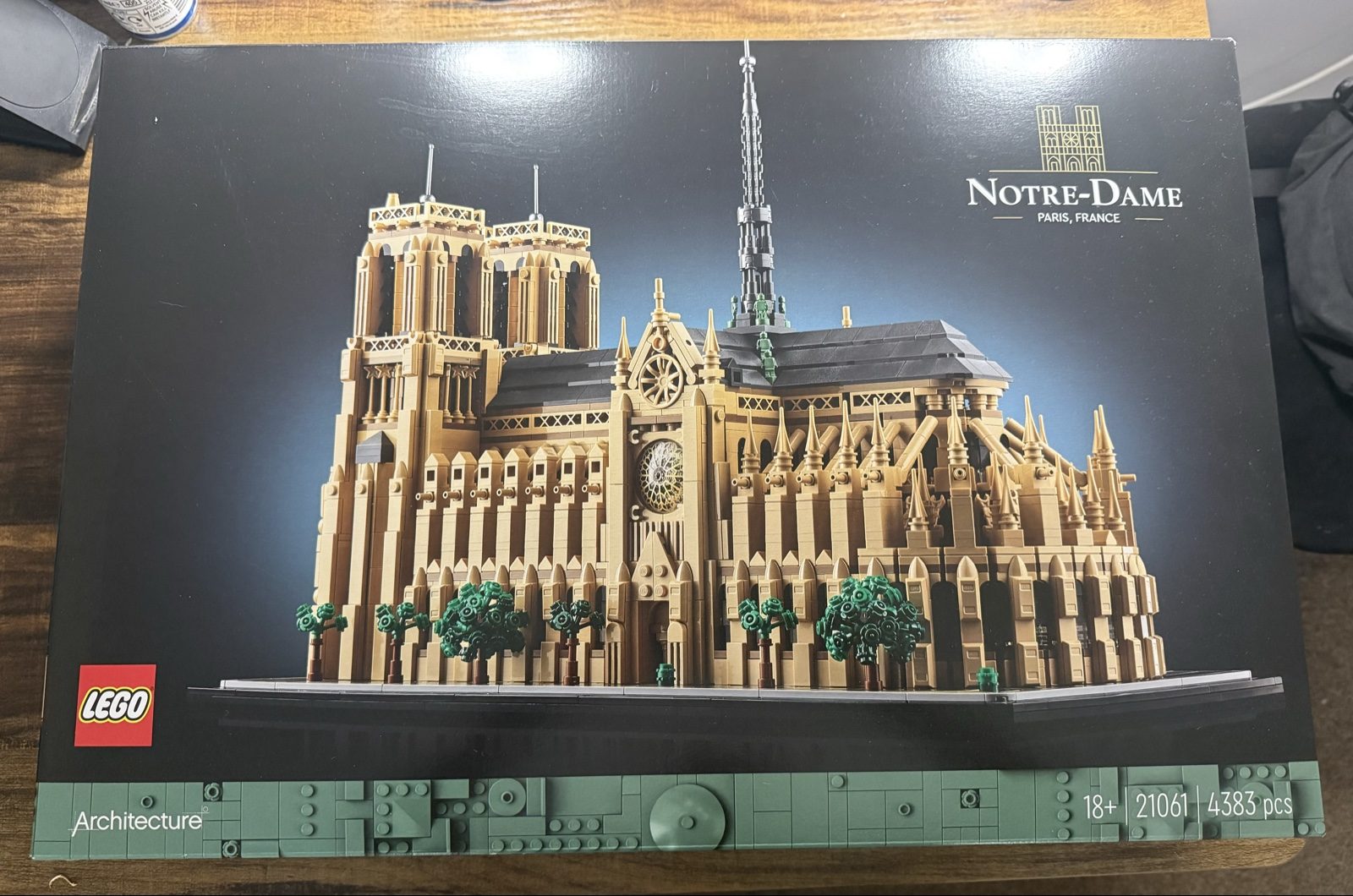 LEGO Architecture Notre-Dame Paris Model 4383 pcs