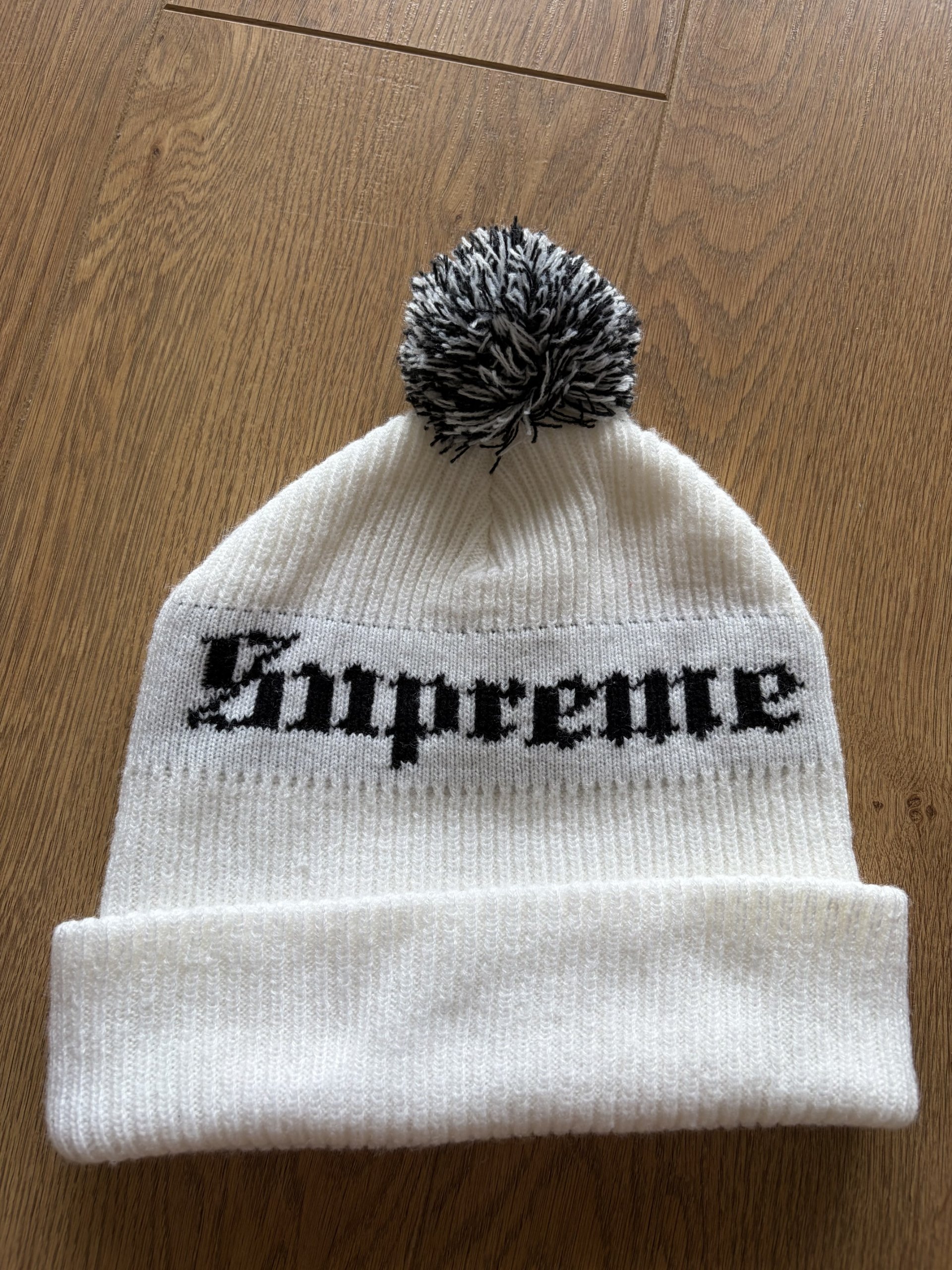 Supreme White & Black Logo Pom Pom Beanie Hat One Size