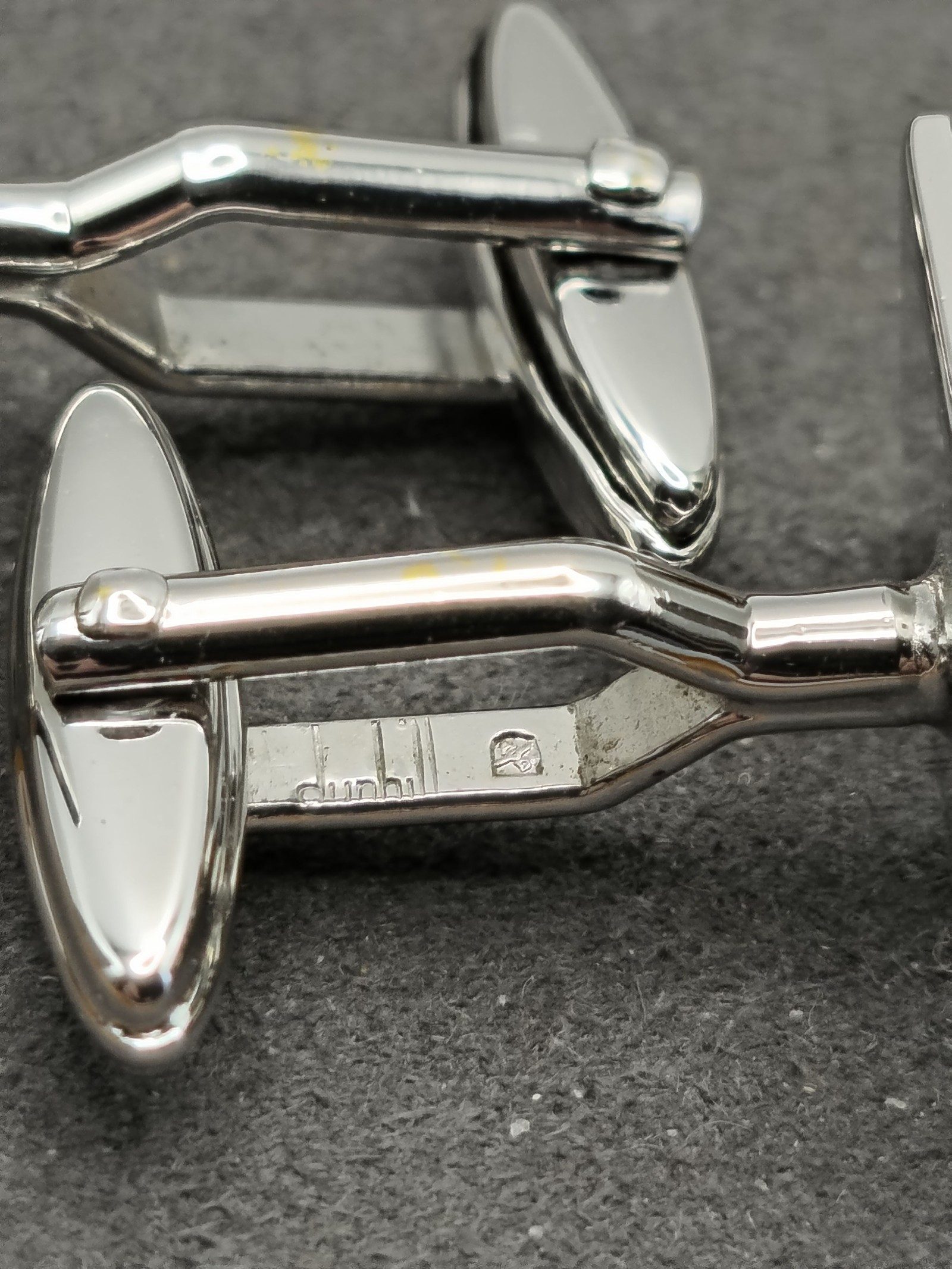 Dunhill Silver & Gold Tone Tie Clip & Cufflinks Set image 9