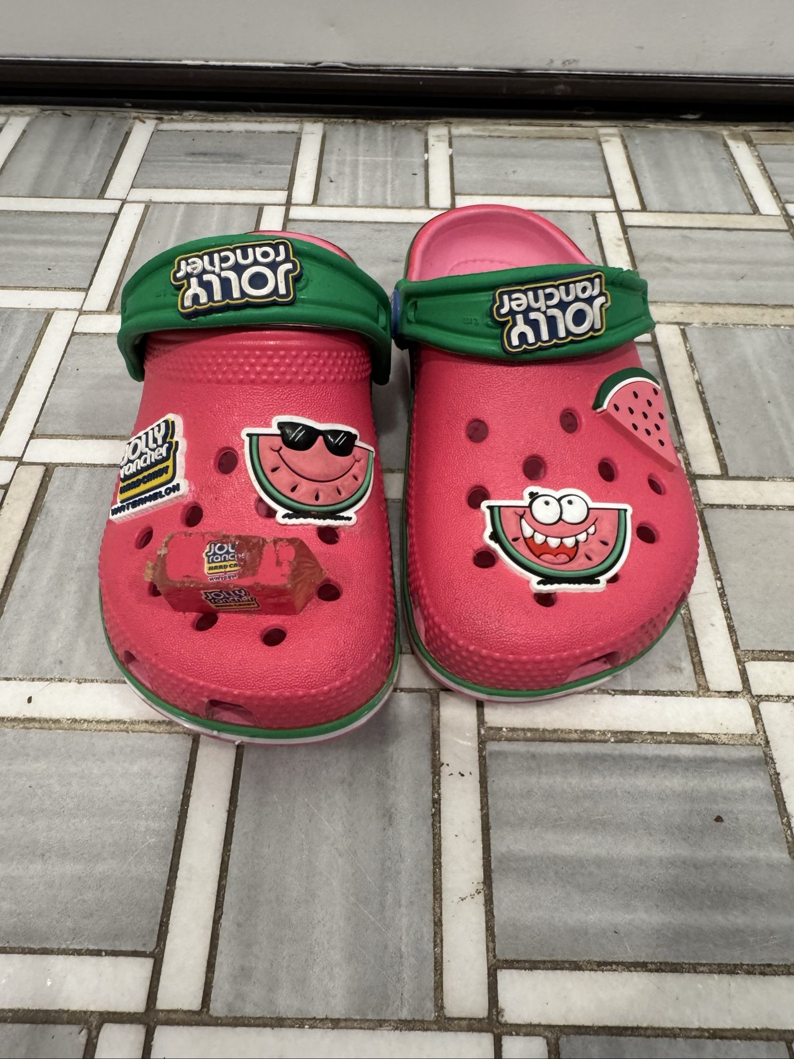 Kids Crocs Jolly Rancher Watermelon Classic Clogs – Pink Green – C9