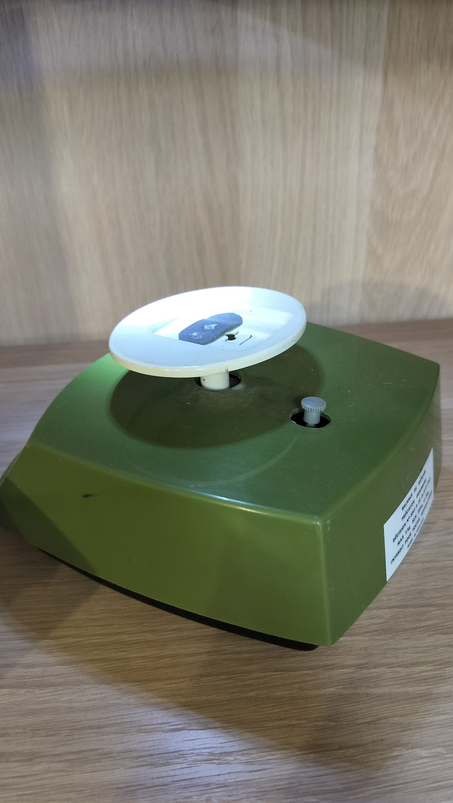 Japy Salter Green & White Kitchen Scale 2kg Capacity Unisex image 4