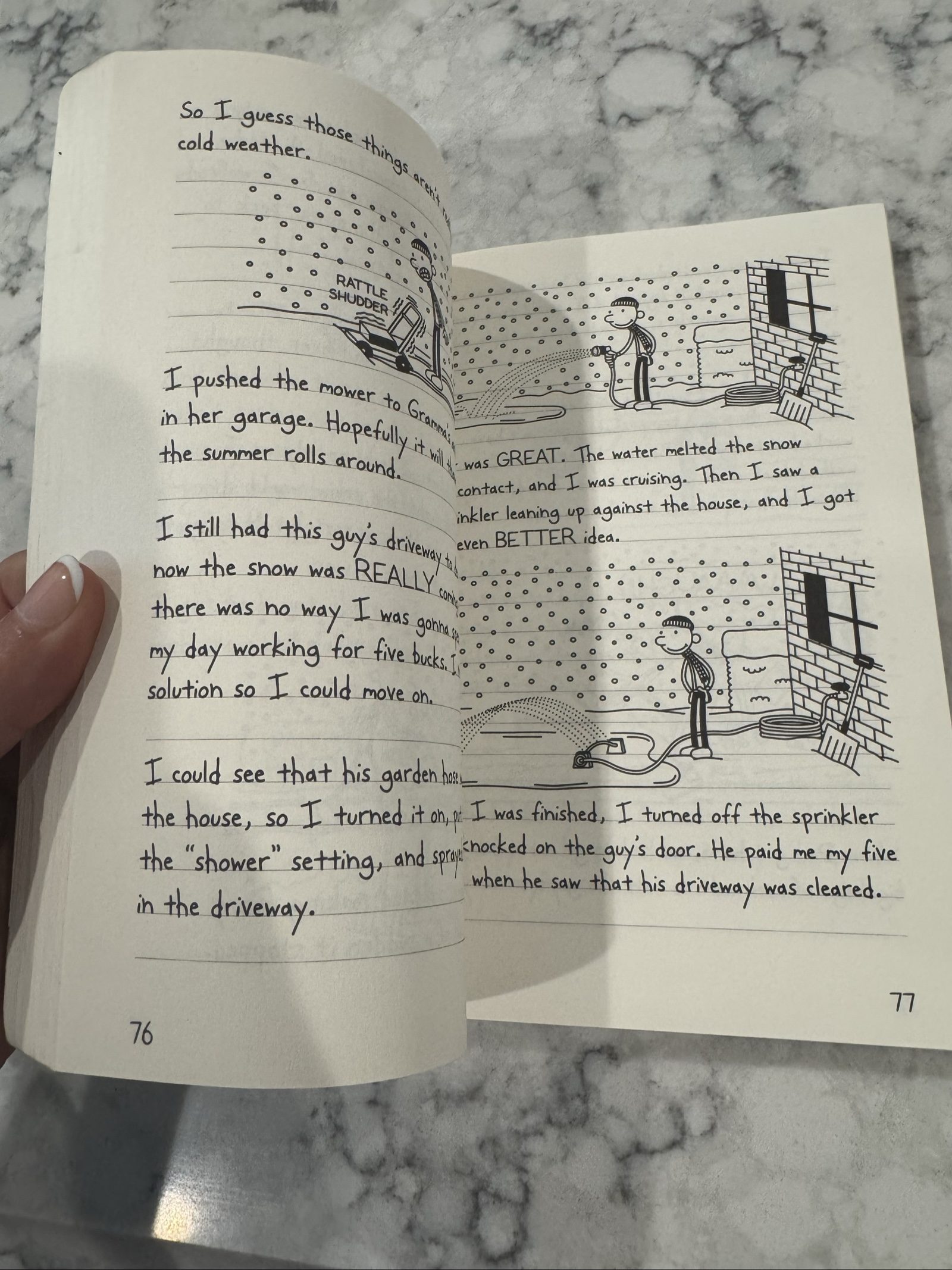 Diary of a Wimpy Kid: Cabin Fever – Jeff Kinney – Paperback image 3