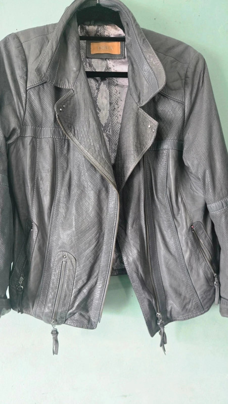 Ladies Biba grey lambskin leather soft biker jacket 18