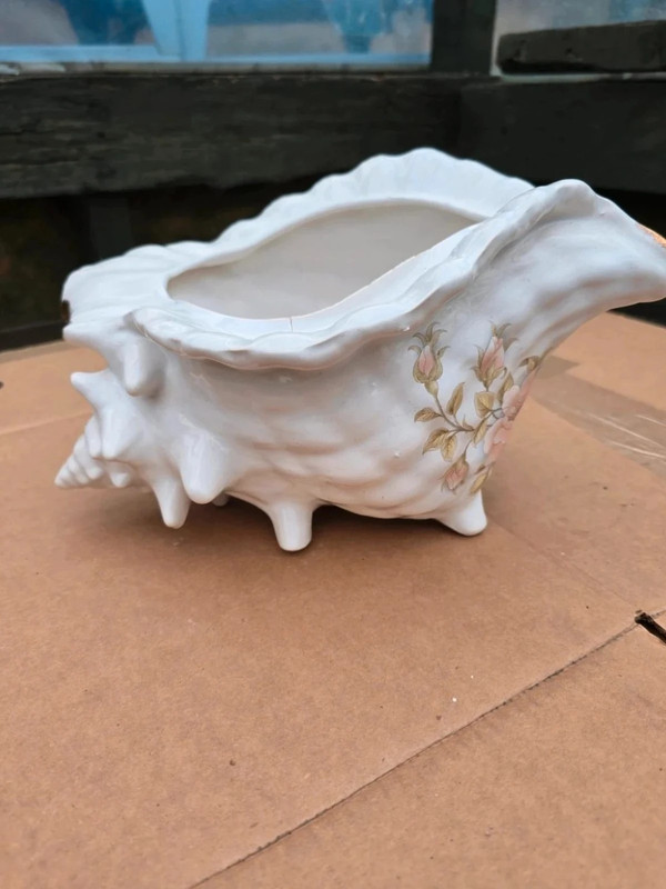 Antique Ceramic conch shell
