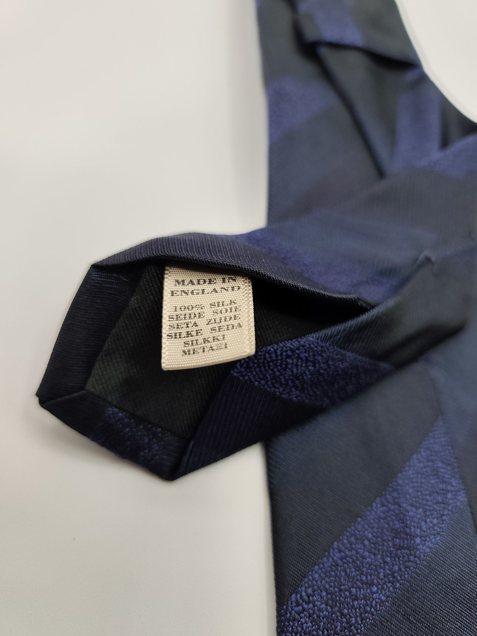 Burberry Navy Blue Striped Silk Tie Made in England image 4