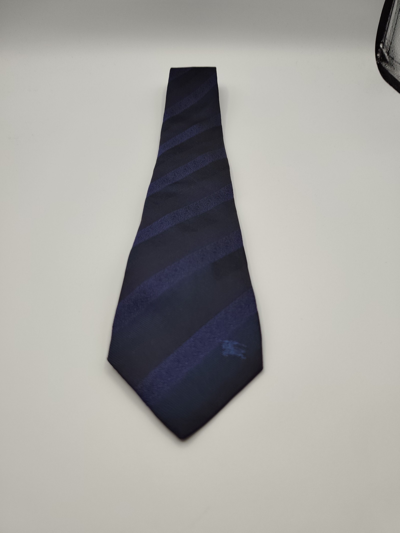 Burberry Navy Blue Striped Silk Tie Made in England image 5
