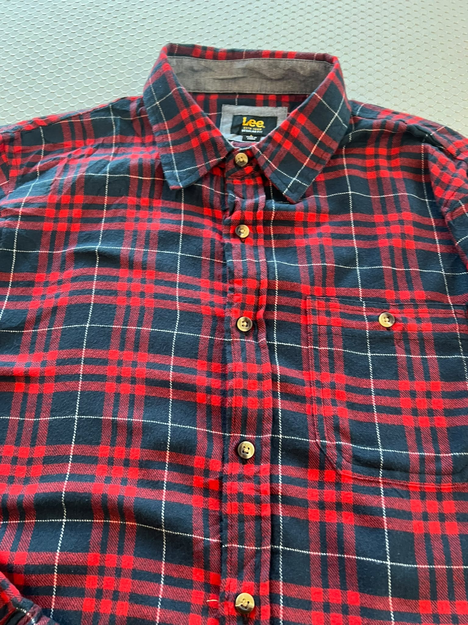 Vintage Lee Men's Red & Black Checkered Flannel Shirt Medium