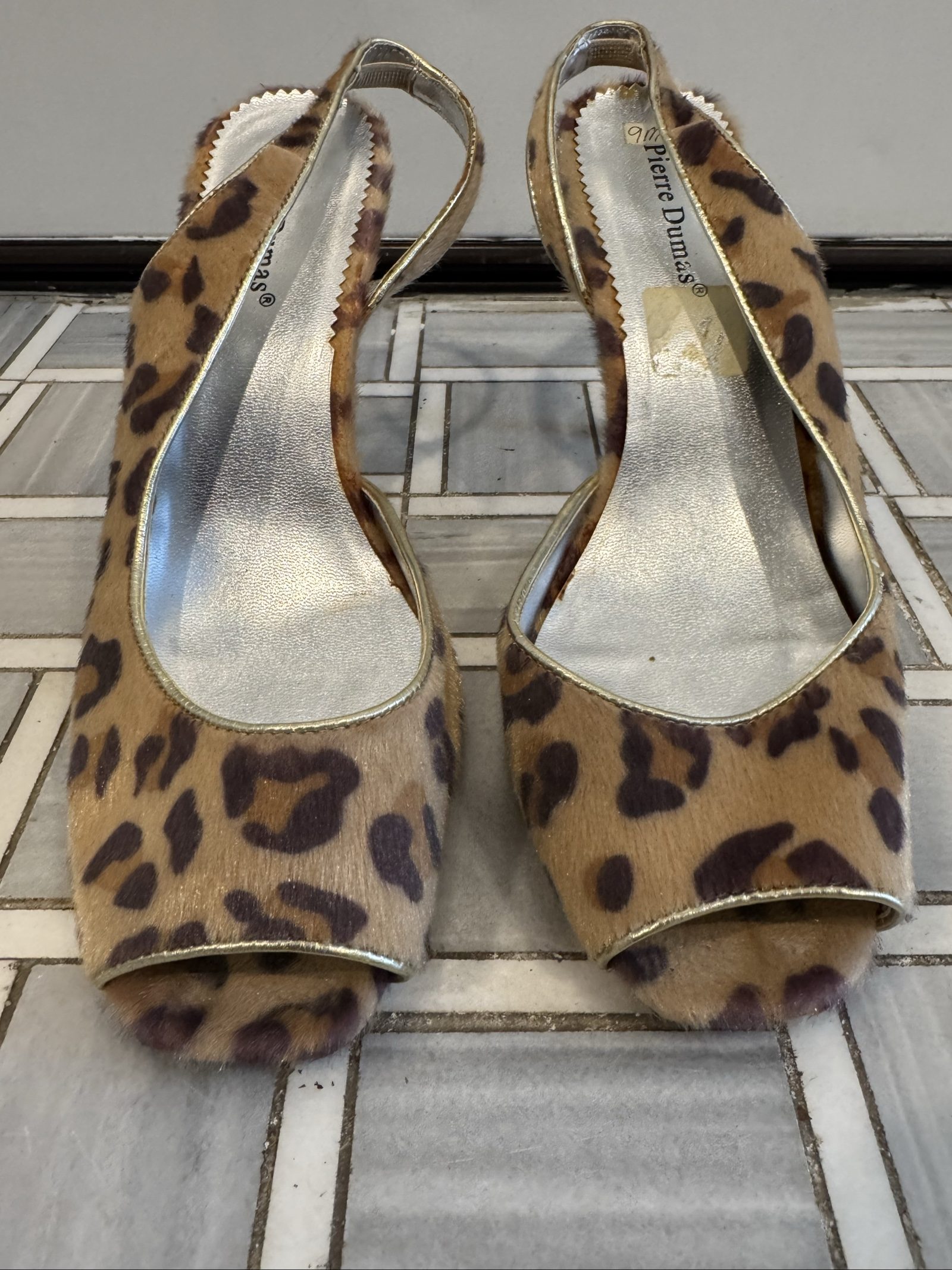 Women’s Pierre Dumas Leopard Print Slingback Peep Toe Heels – Size 9 image 2