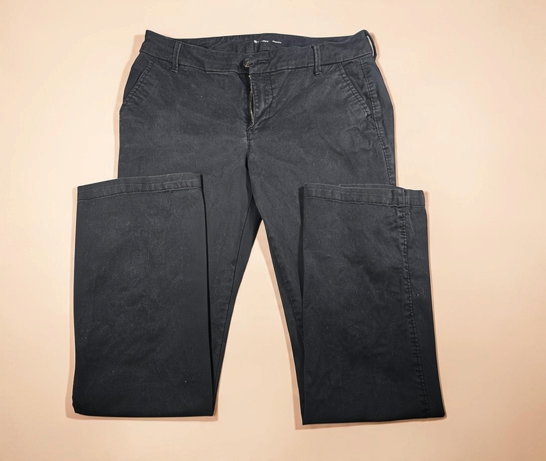 Old Navy Black Boot-Cut Pants Size 8 Women's