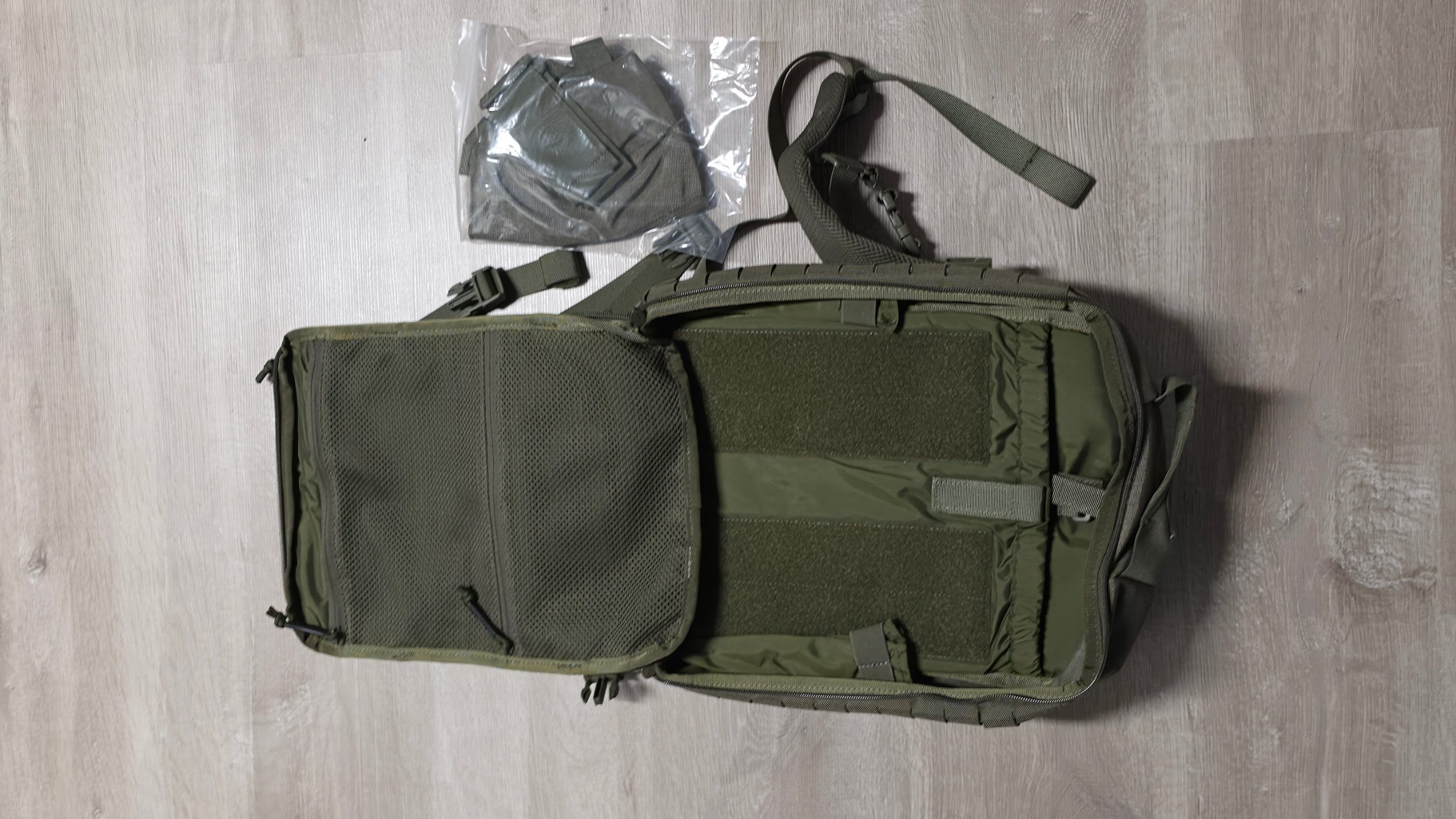 Taktischer Rucksack Olivgrün Unisex 1000D Robuster Leichter Taktischer Rucksack mit YKK UTX Bolso Tactico Kampf-Tactical Brust-Ausrüstungspaket Neu image 3