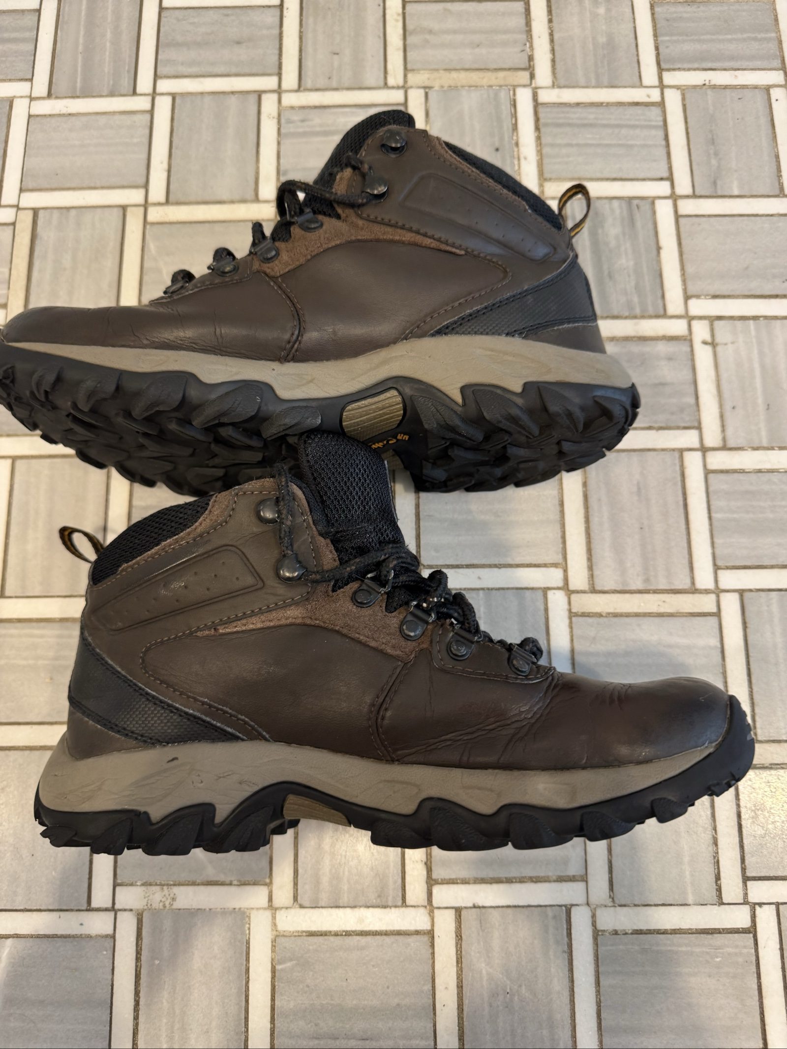 Columbia Men's Waterproof Mid-Height Hiking Boots – Brown – Men's US 8 image 3