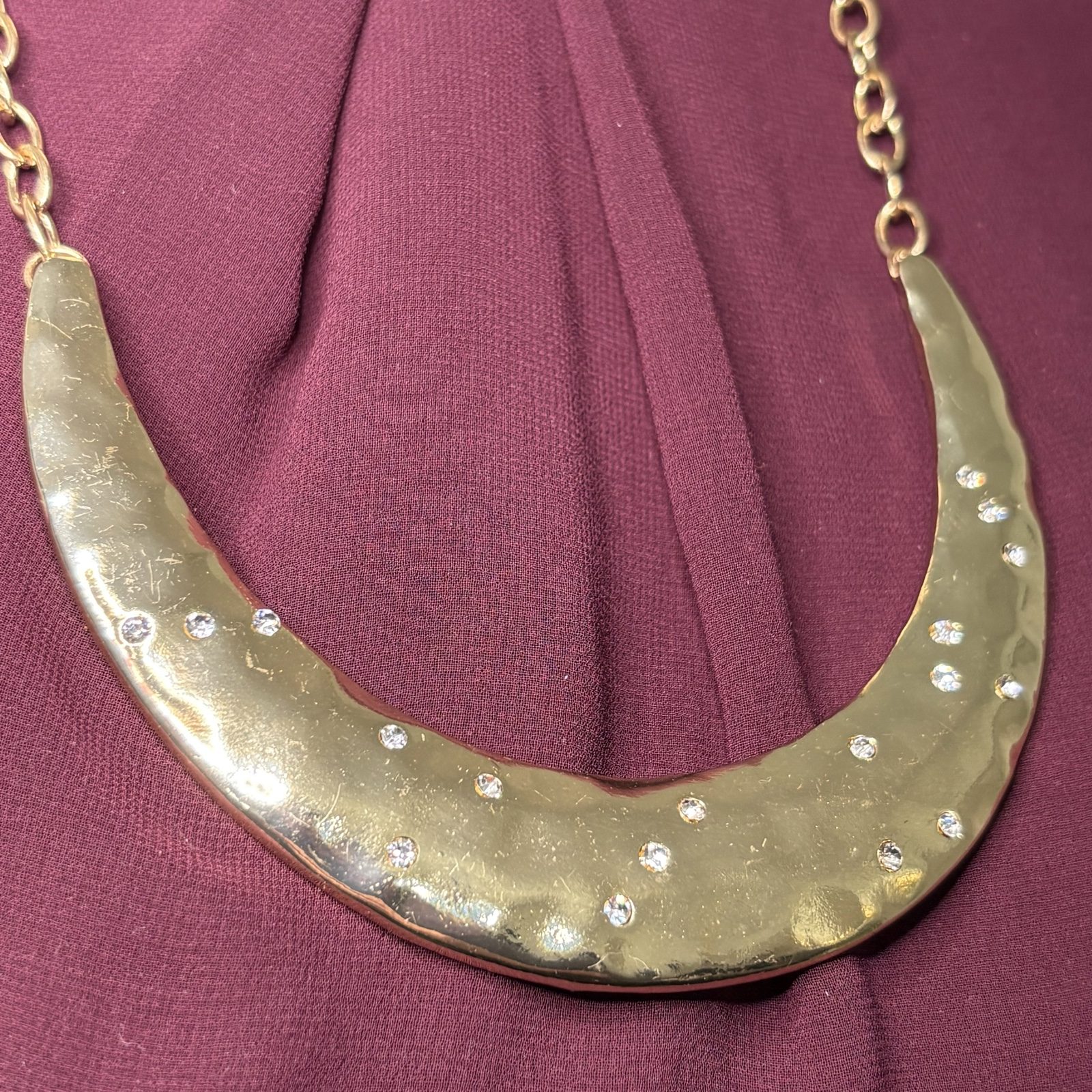 Cato Gold Tone Hammered Crescent Rhinestone Statement Necklace NWT 21” image 2