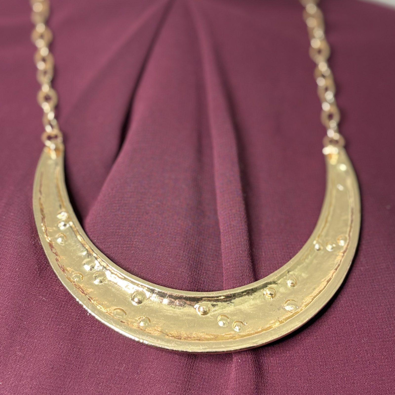 Cato Gold Tone Hammered Crescent Rhinestone Statement Necklace NWT 21” image 3
