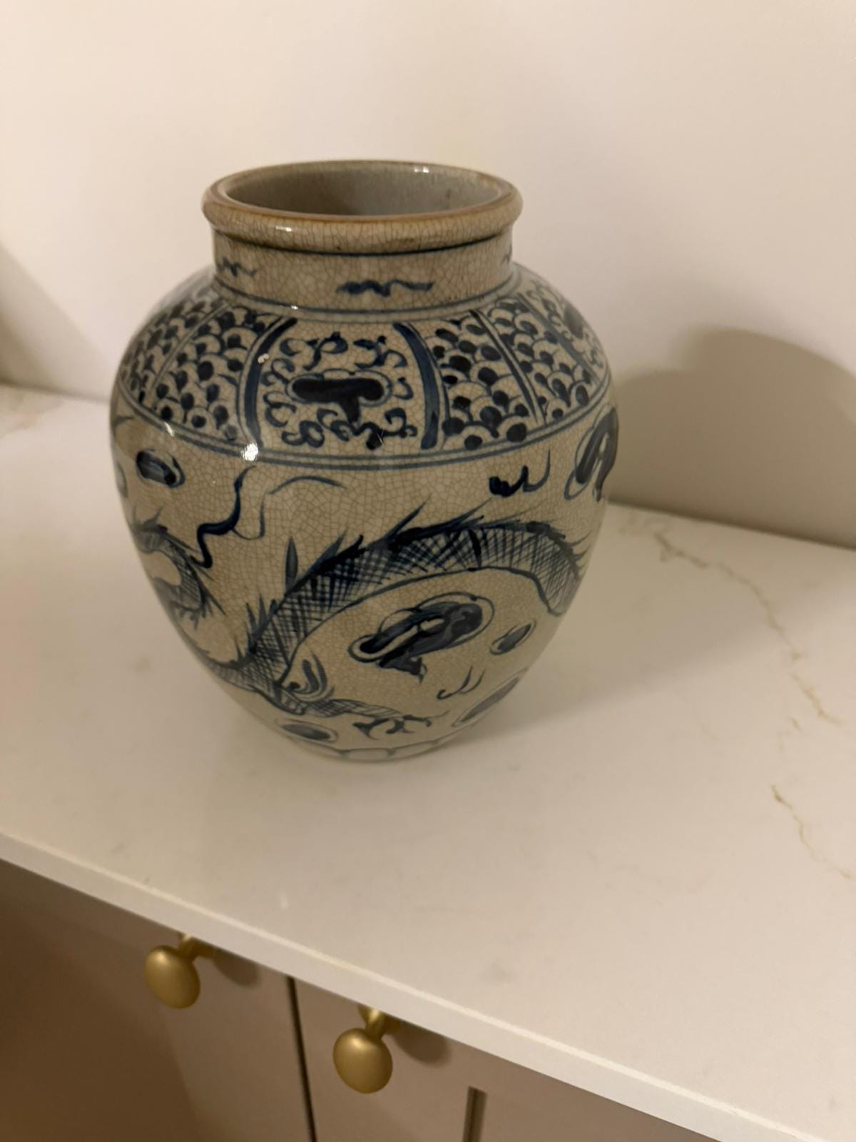 Vintage Style Chinese Porcelain Vase – Blue Dragon Motif, Beige Ceramic image 4